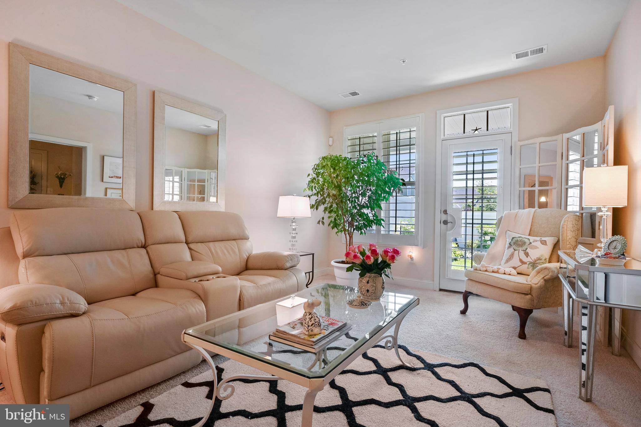 TWO RIVERS - Residential