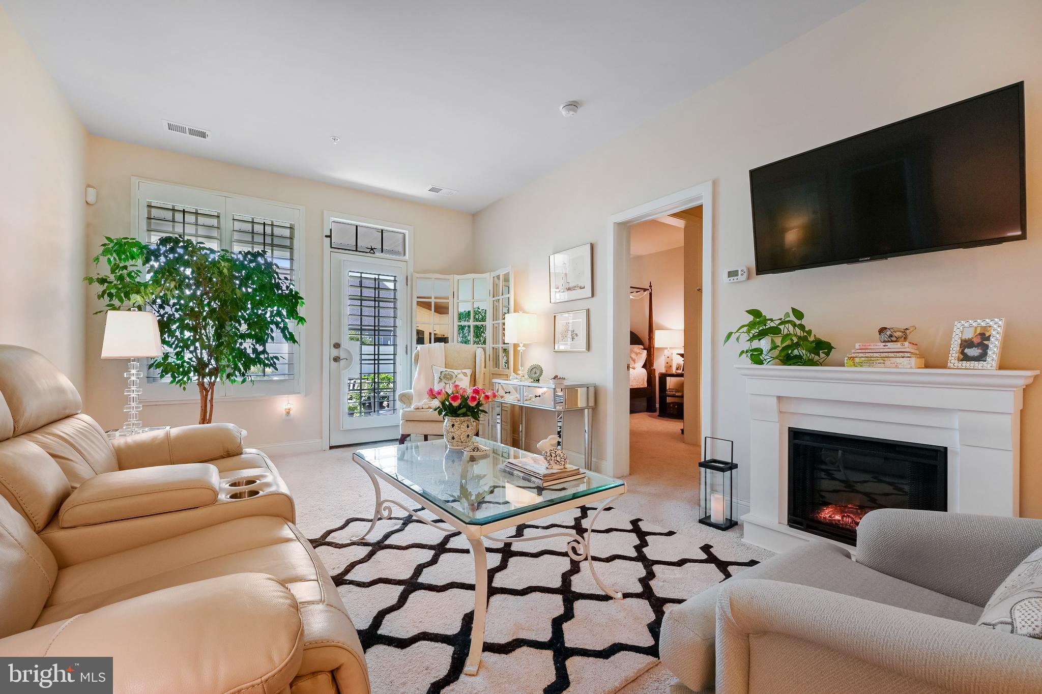 TWO RIVERS - Residential