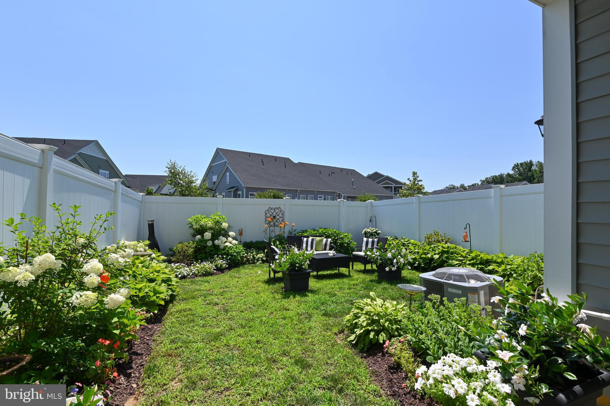 TWO RIVERS - Residential