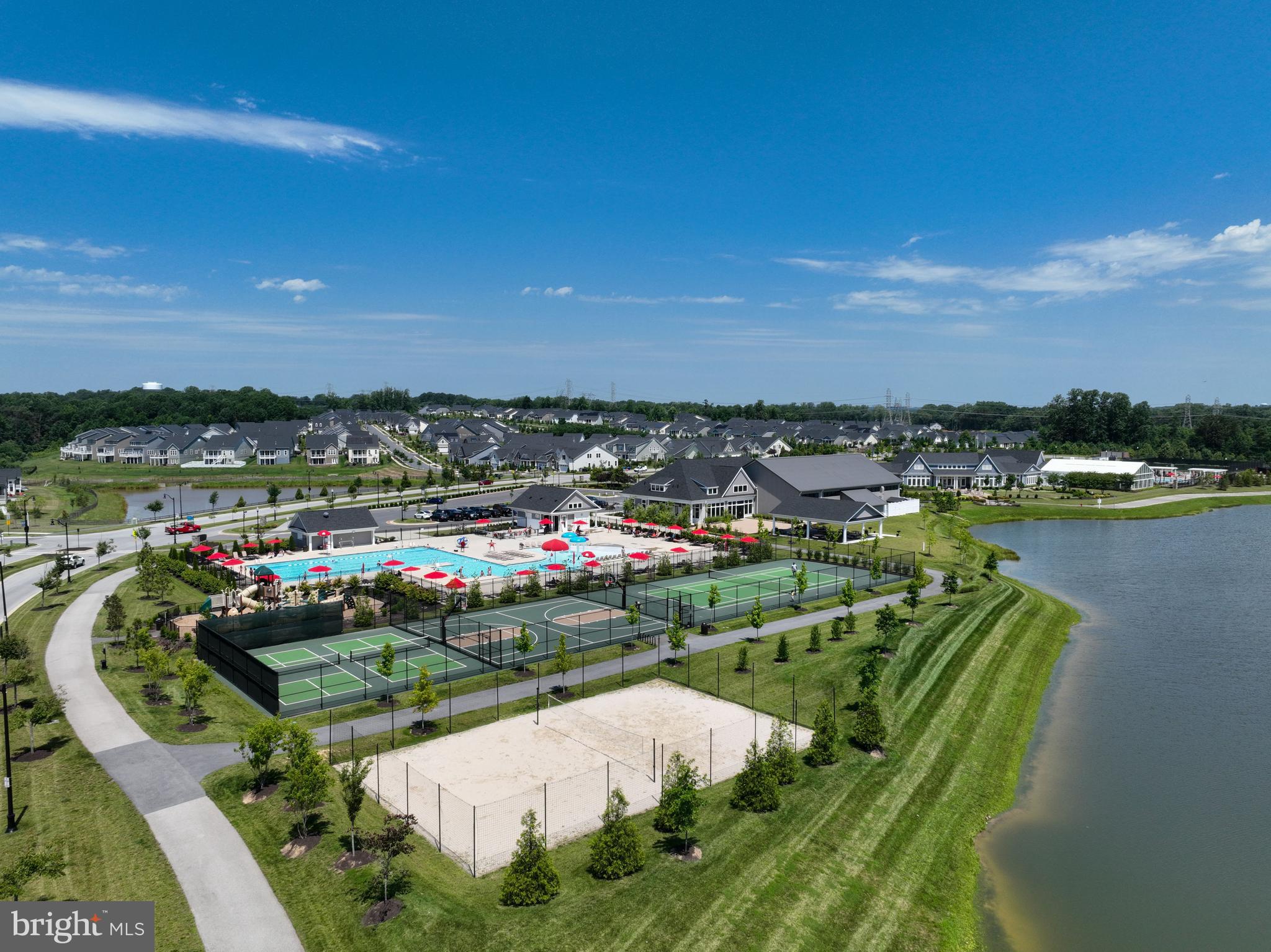 TWO RIVERS - Residential