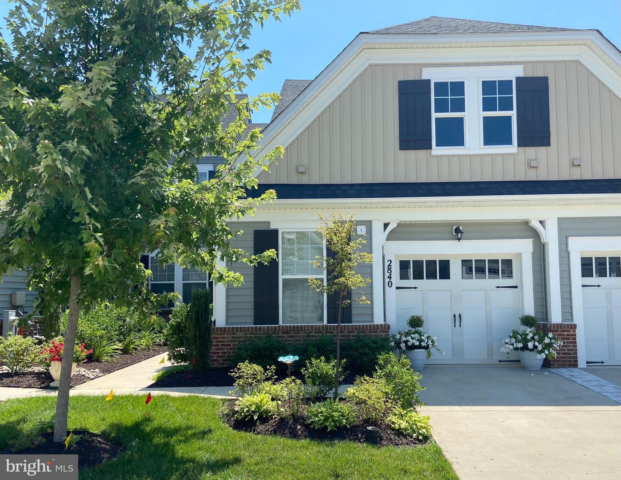 TWO RIVERS - Residential