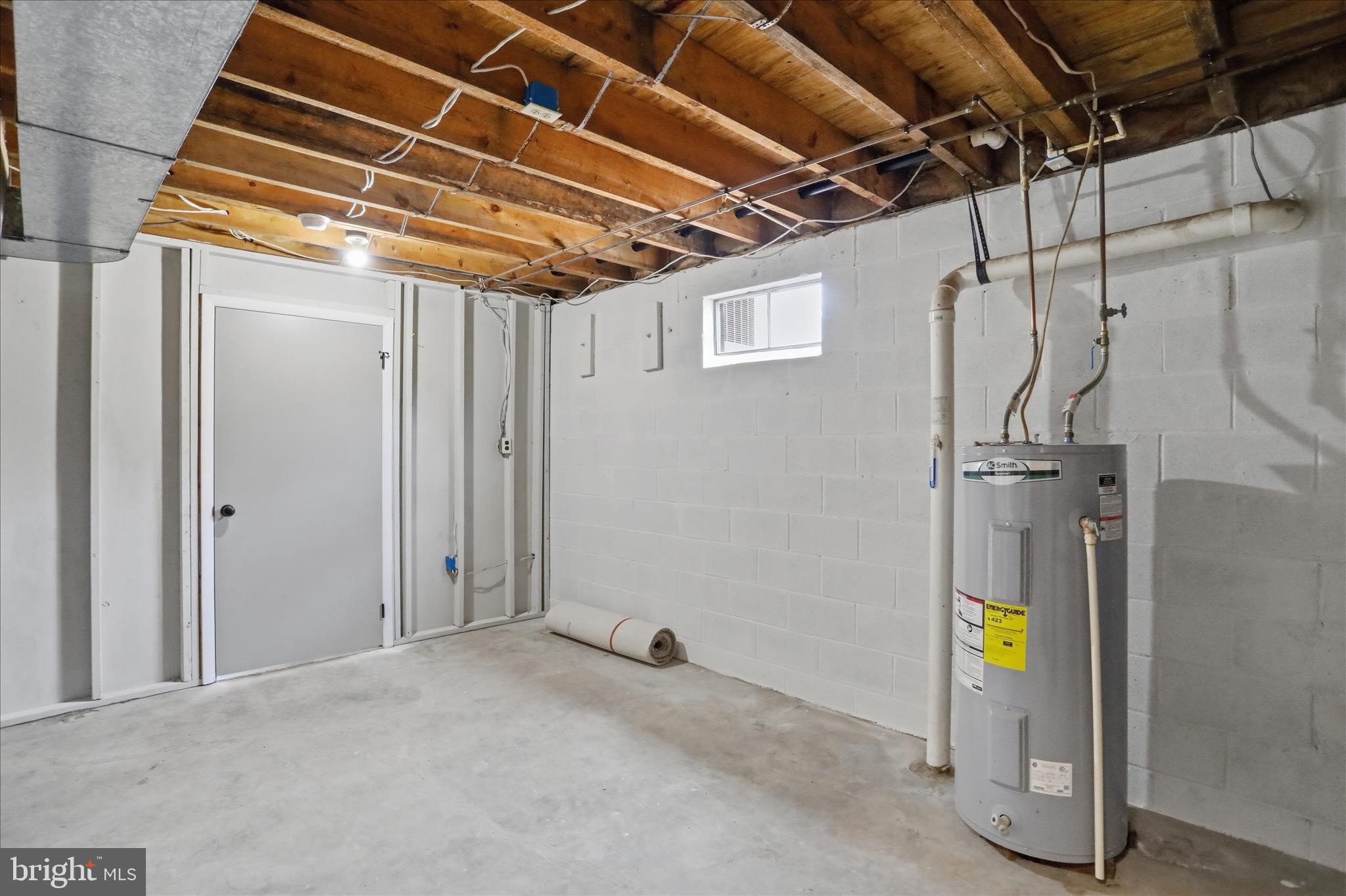 MEL-LON EAST - Residential