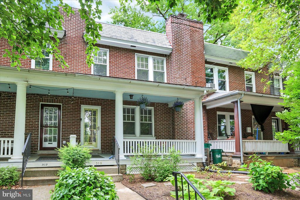 Photo of 310 PEARL ST, LANCASTER, PA 17603 (MLS # PALA2035372)