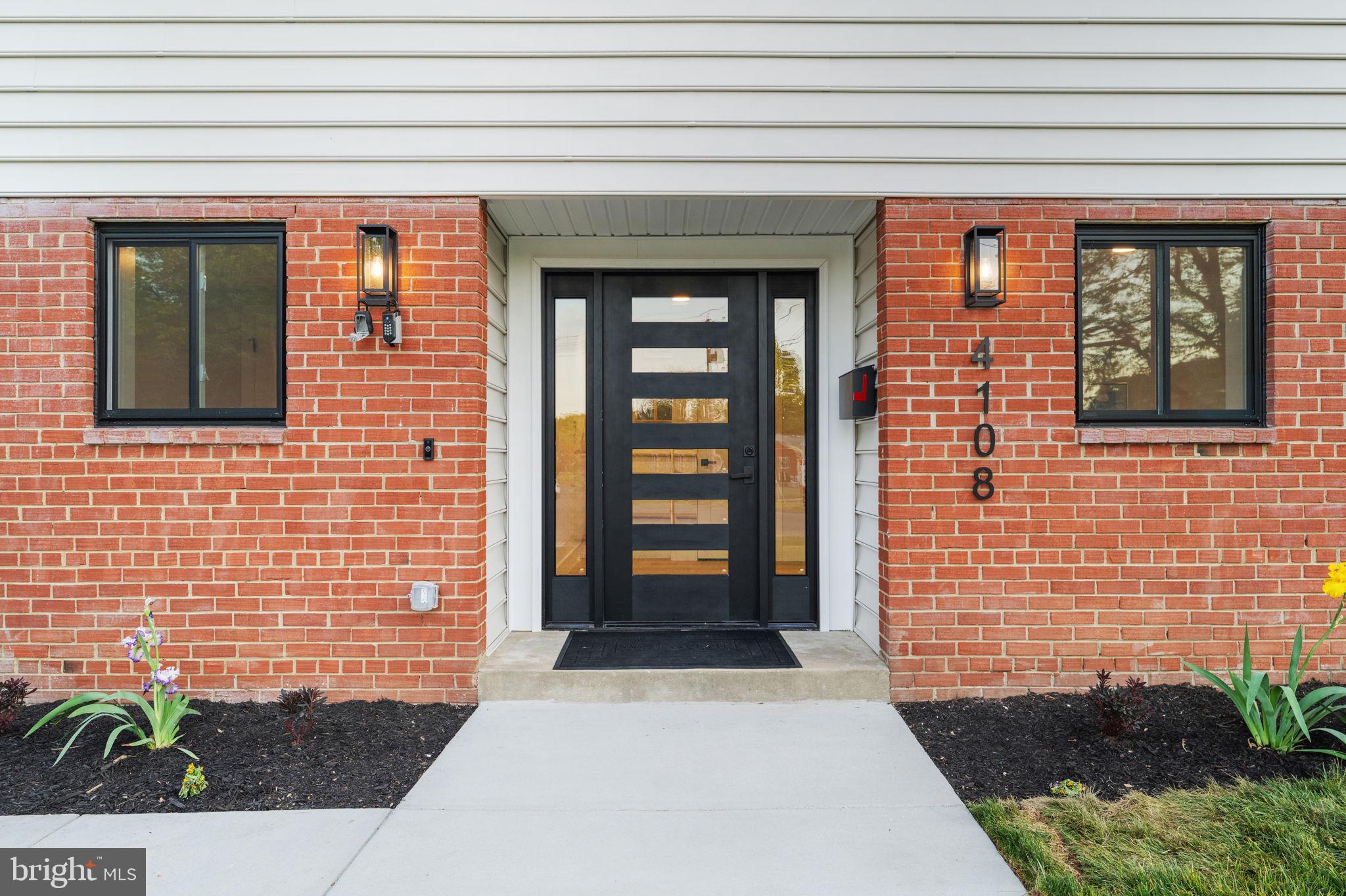 4108 DAKOTA COURT