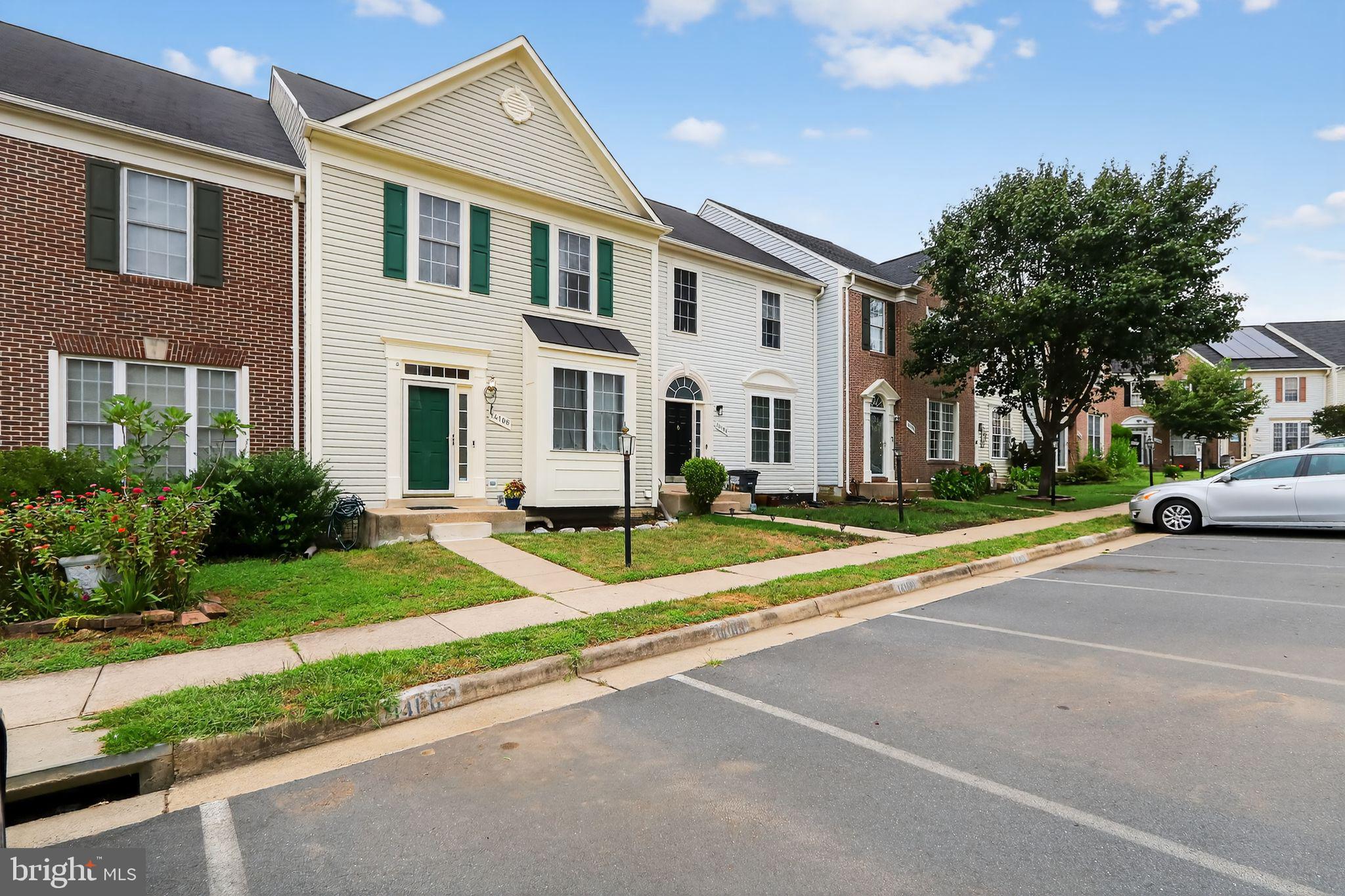 PRINCE WILLIAM COMMONS - Residential