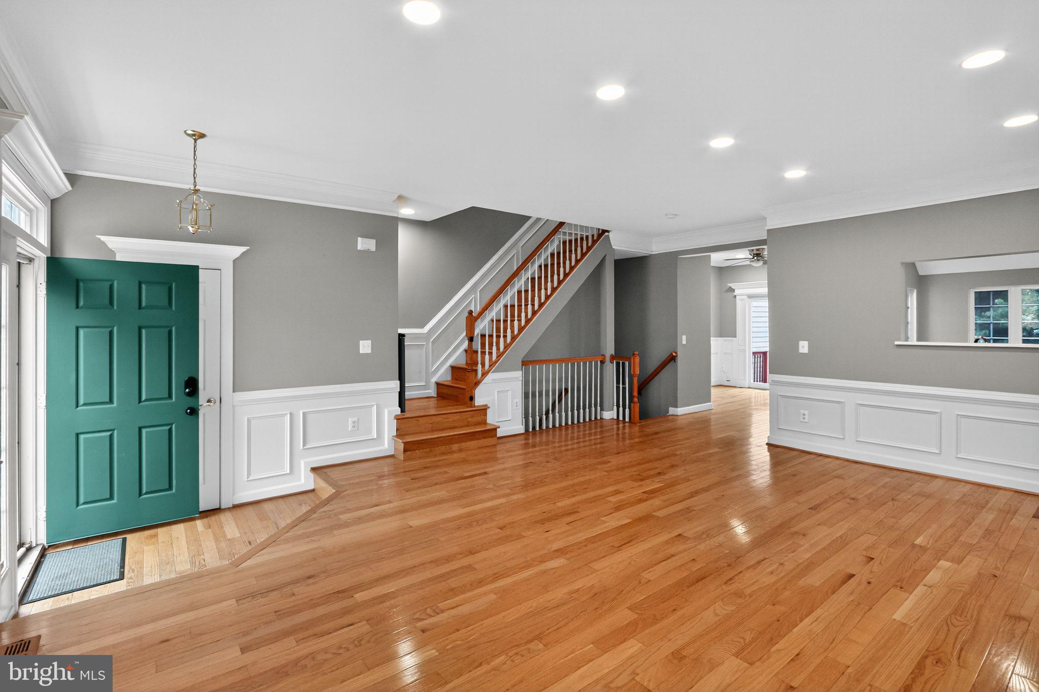 PRINCE WILLIAM COMMONS - Residential