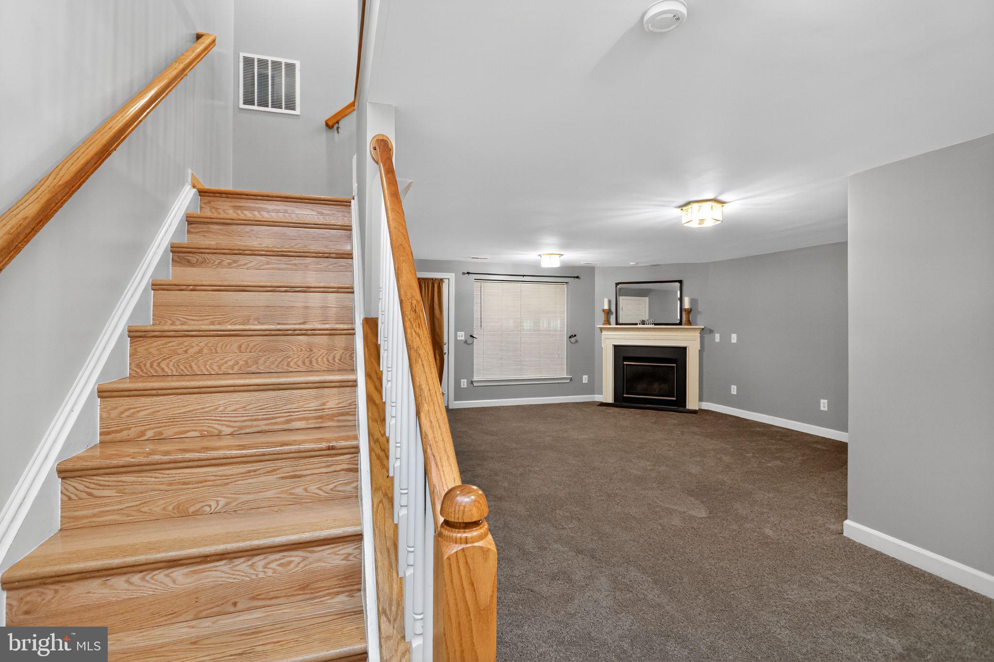 PRINCE WILLIAM COMMONS - Residential