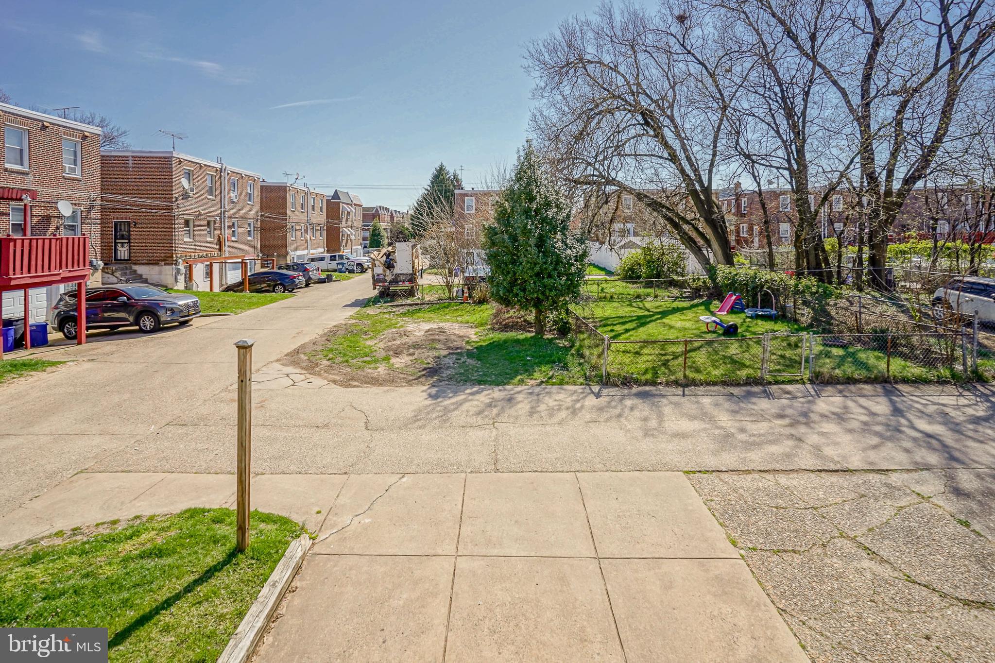 CASTOR GARDENS - Residential