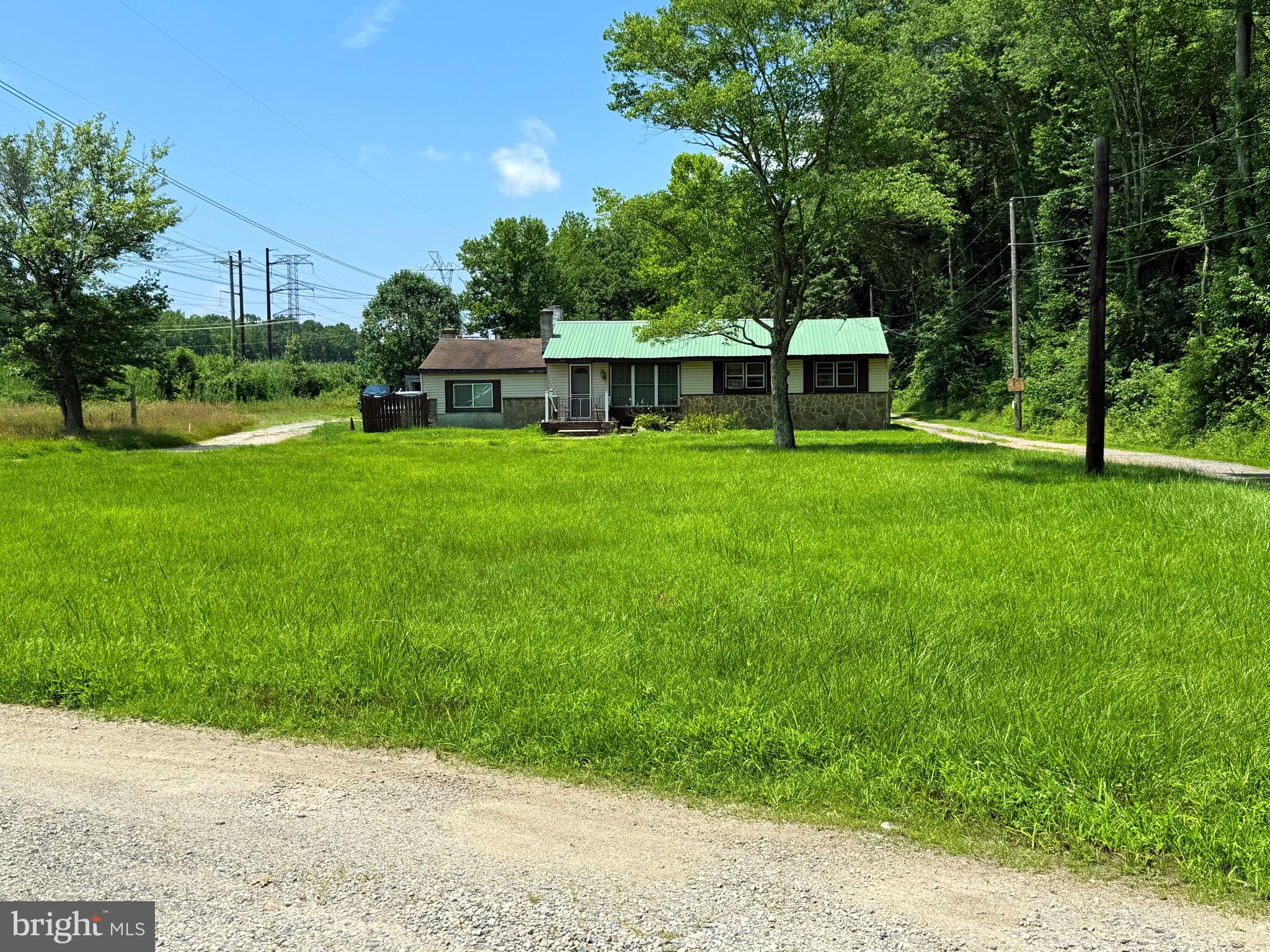 2221 PLEASANT VALLEY ROAD