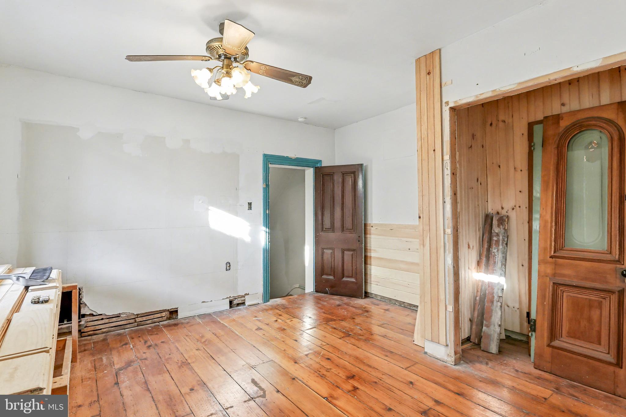 HARRISBURG CITY - Commercial Sale