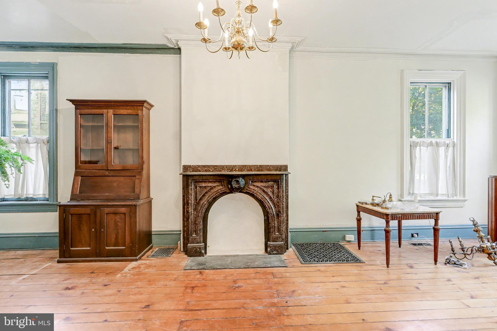 HARRISBURG CITY - Commercial Sale