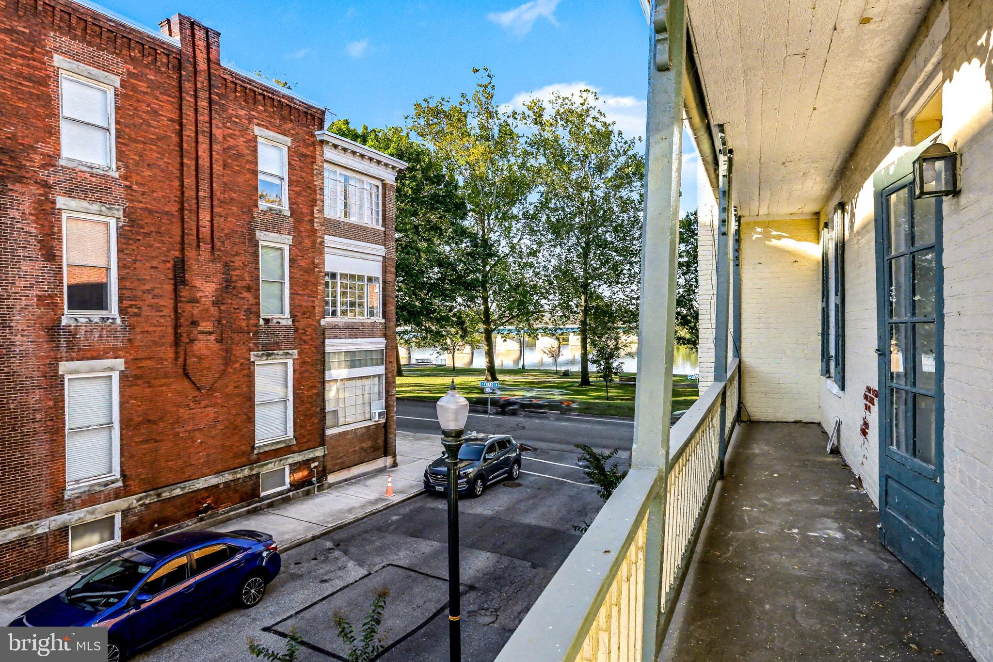 HARRISBURG CITY - Commercial Sale