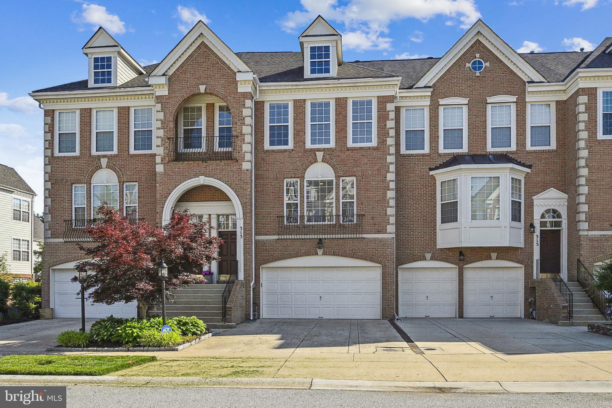 SOUTH RIVER COLONY - Residential