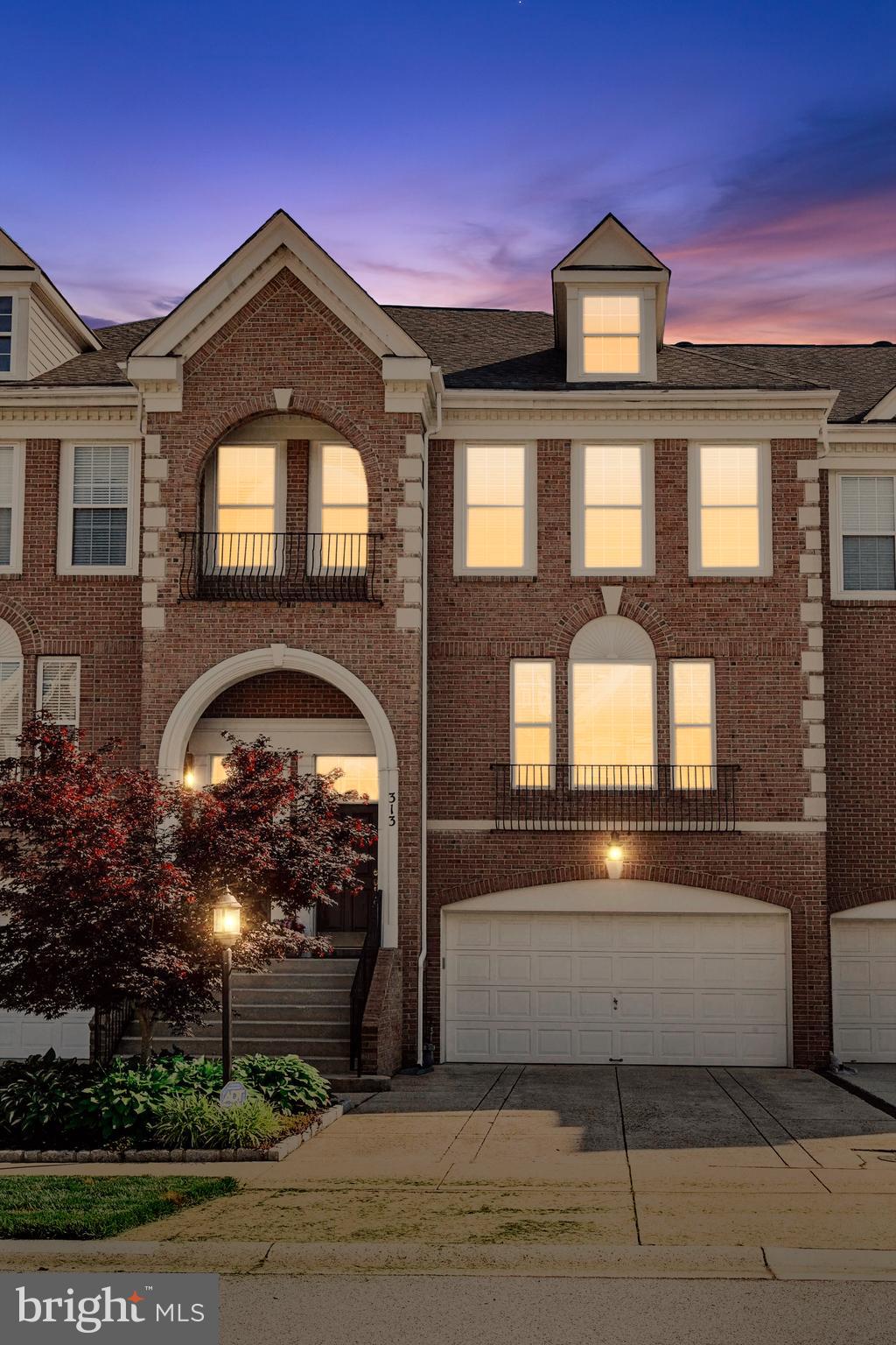 SOUTH RIVER COLONY - Residential