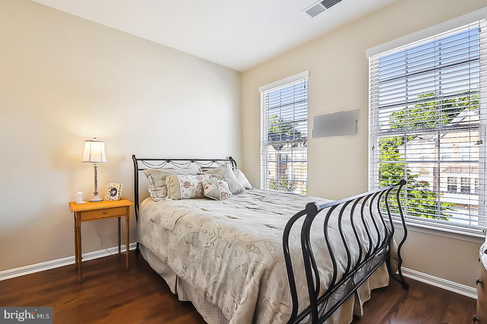 SOUTH RIVER COLONY - Residential