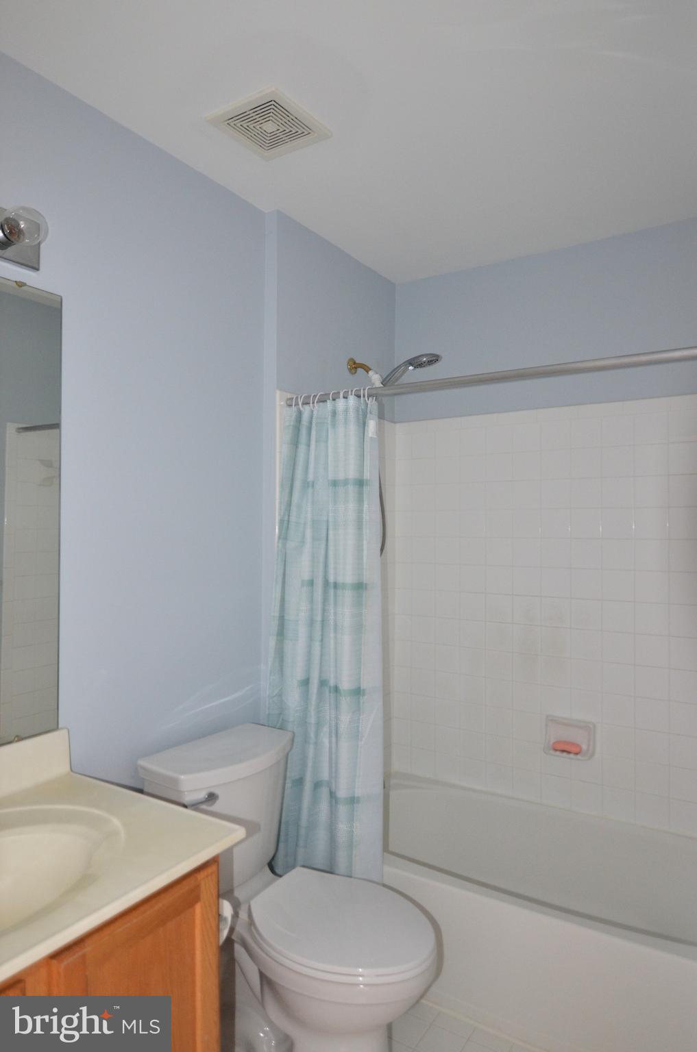 LAKELANDS - Residential