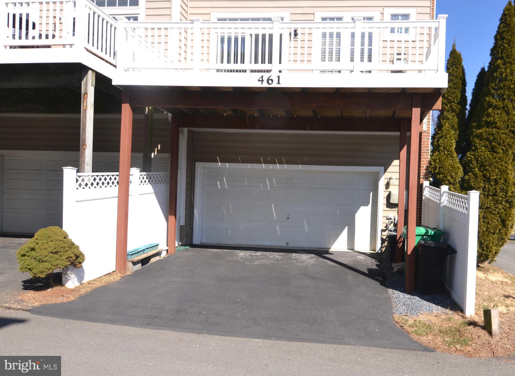 LAKELANDS - Residential