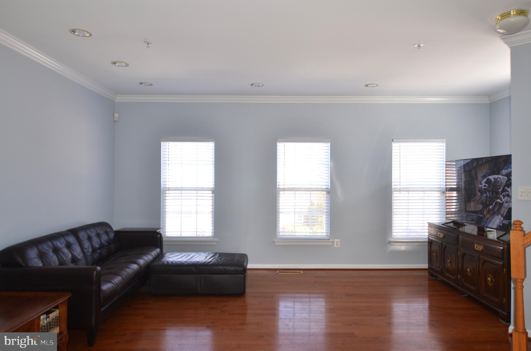 LAKELANDS - Residential