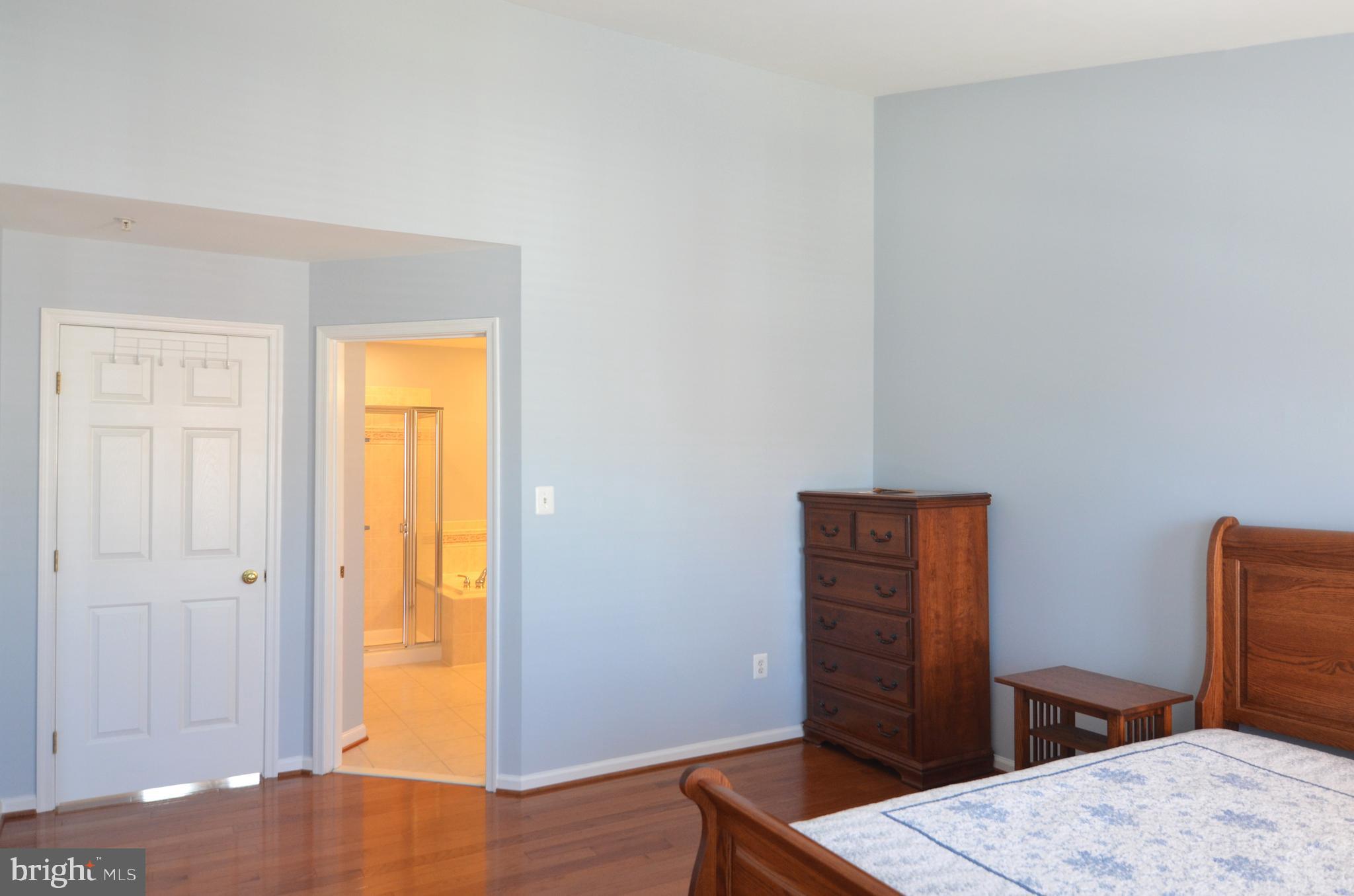 LAKELANDS - Residential