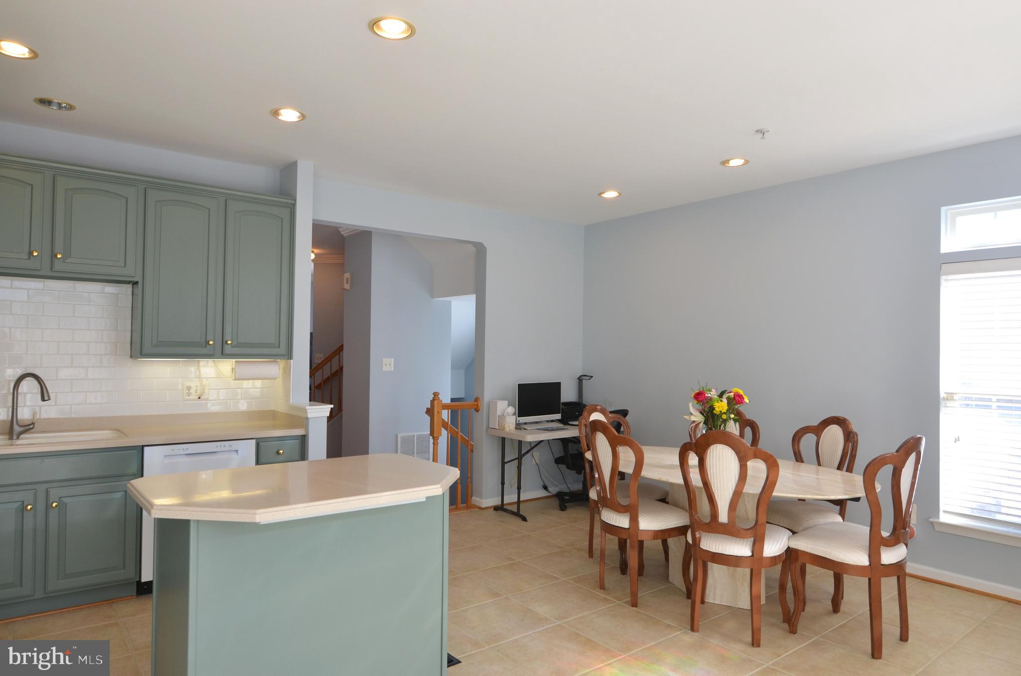 LAKELANDS - Residential