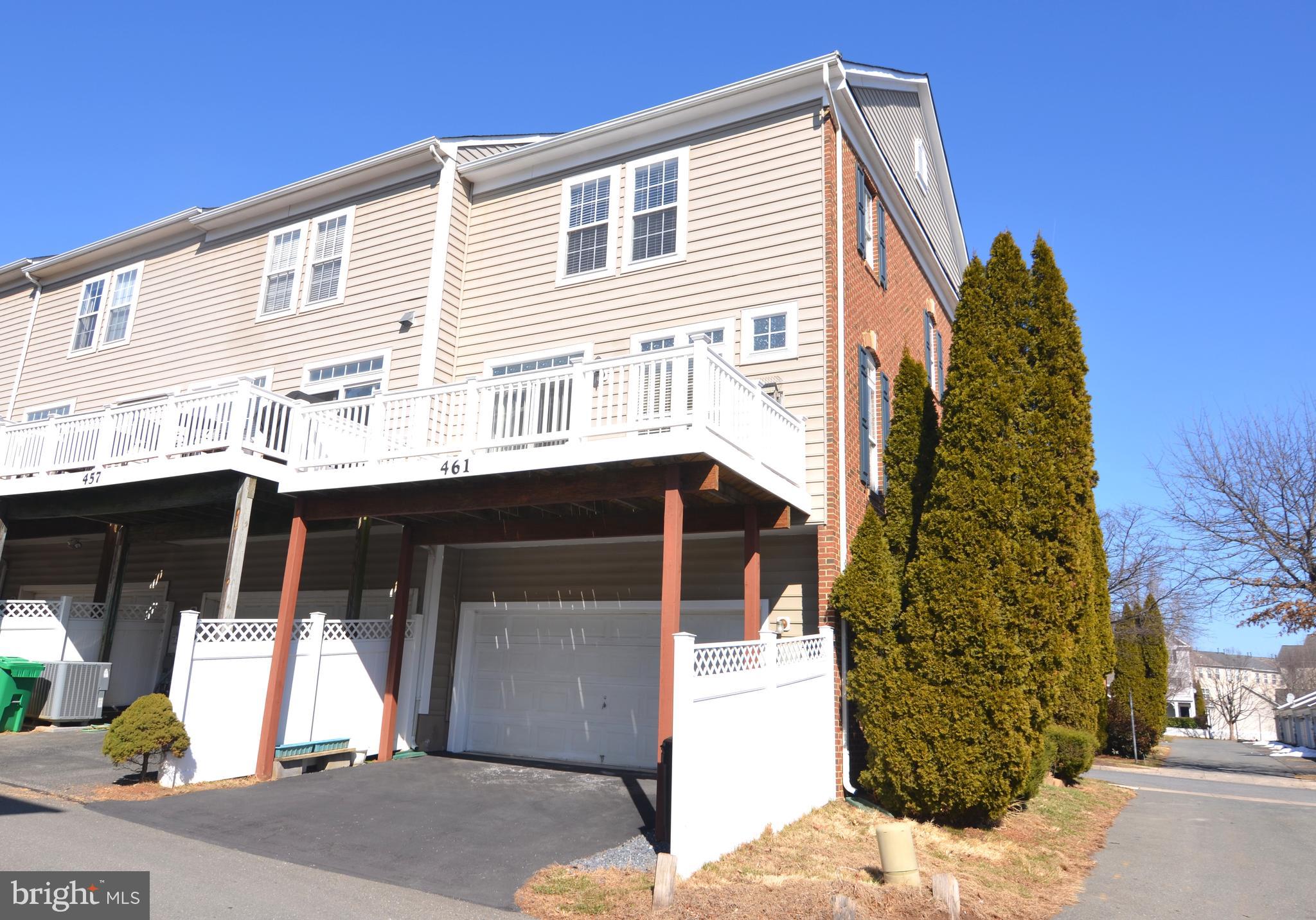 LAKELANDS - Residential