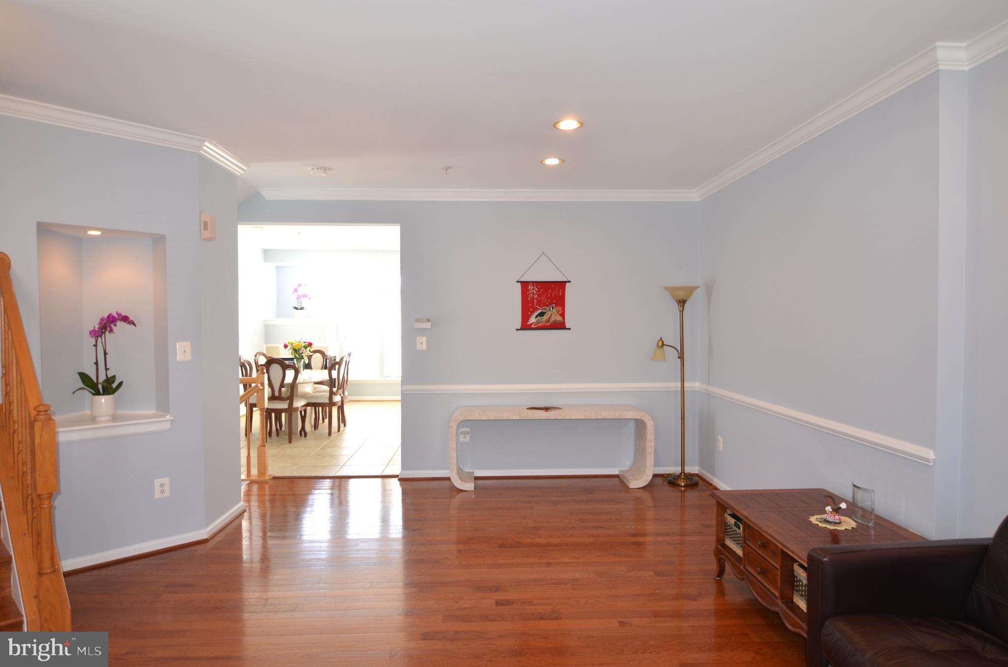 LAKELANDS - Residential