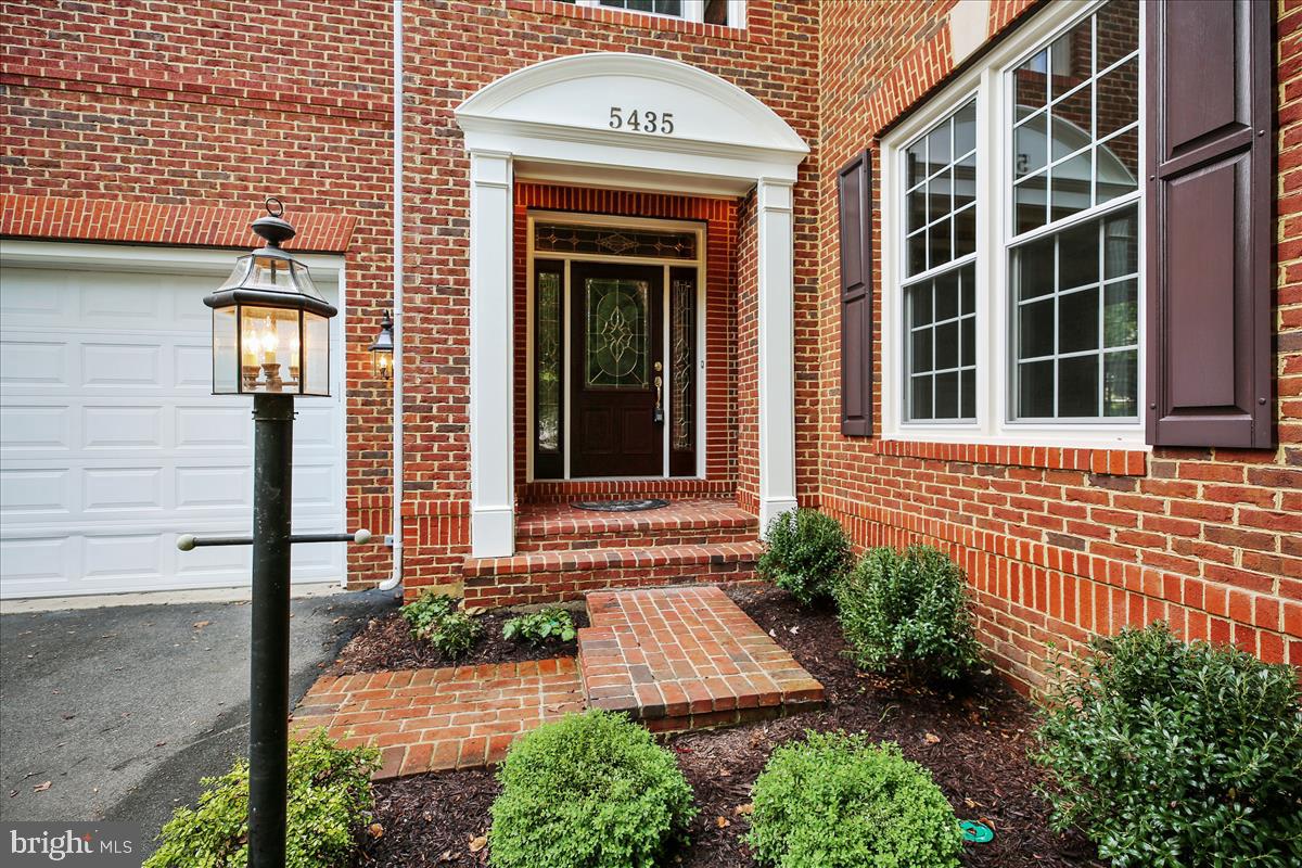 ALTA VISTA - Residential