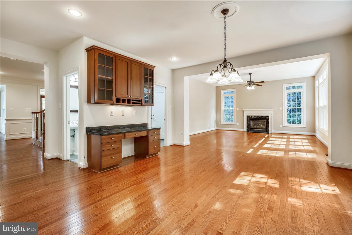 ALTA VISTA - Residential
