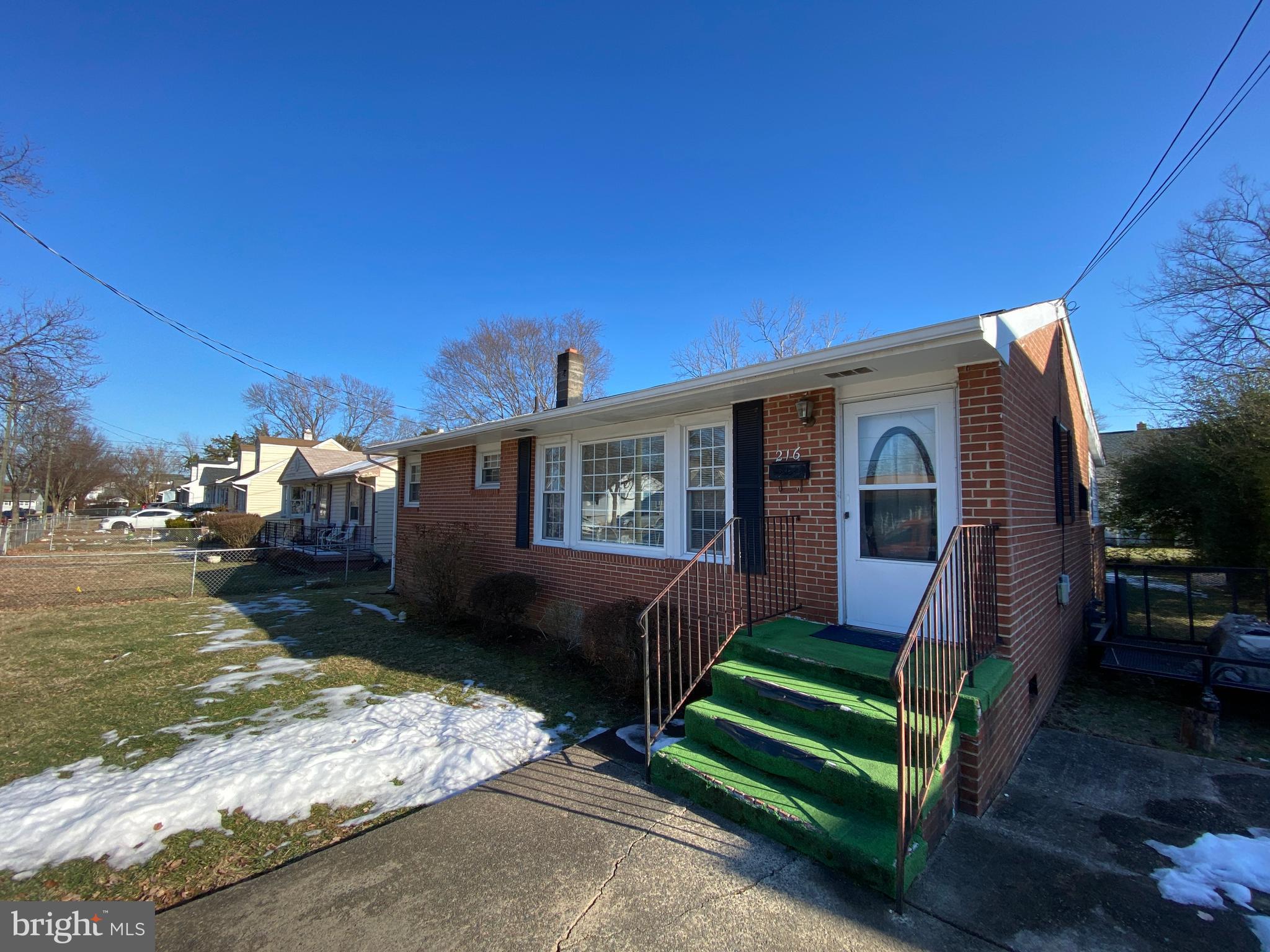 MAYFIELD - Residential Lease