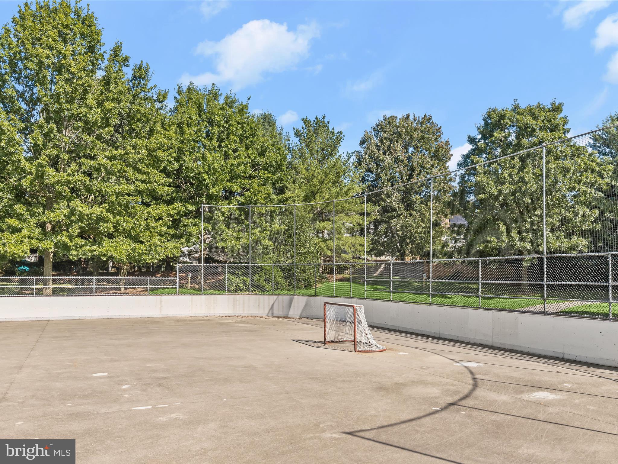 FREDERICKTOWNE VILLAGE - Residential