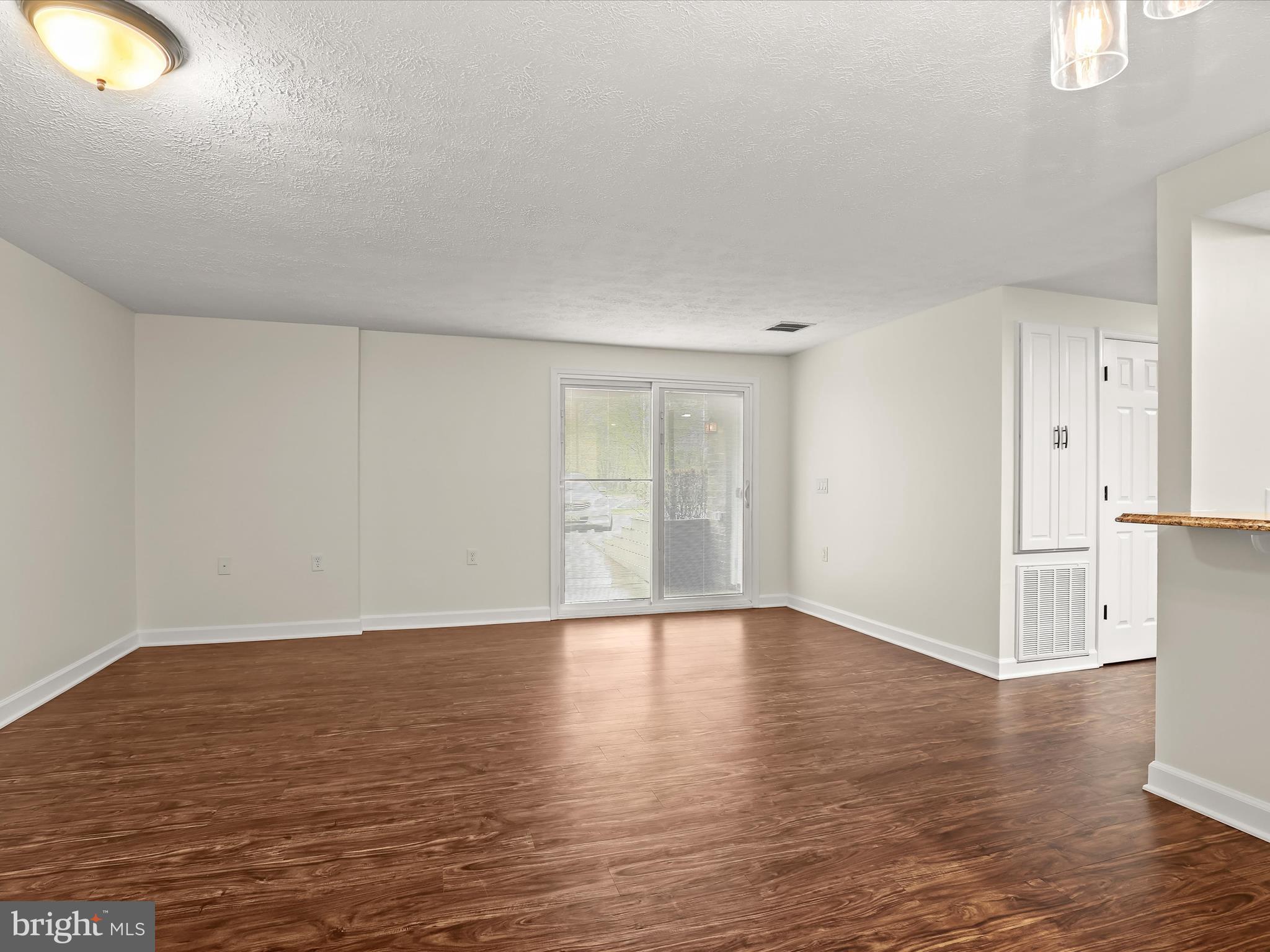 FREDERICKTOWNE VILLAGE - Residential