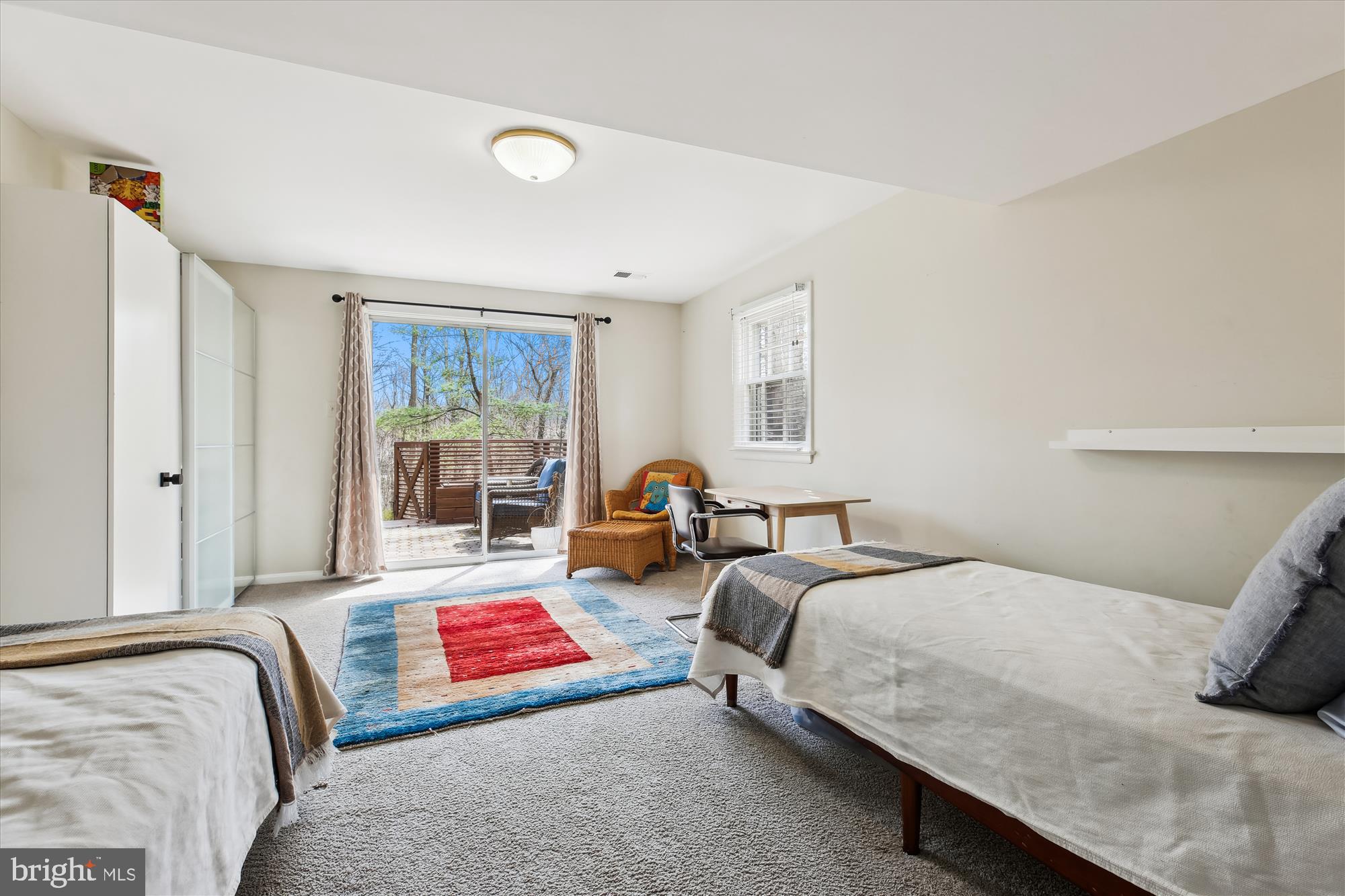 KEMP MILL ESTATES - Residential