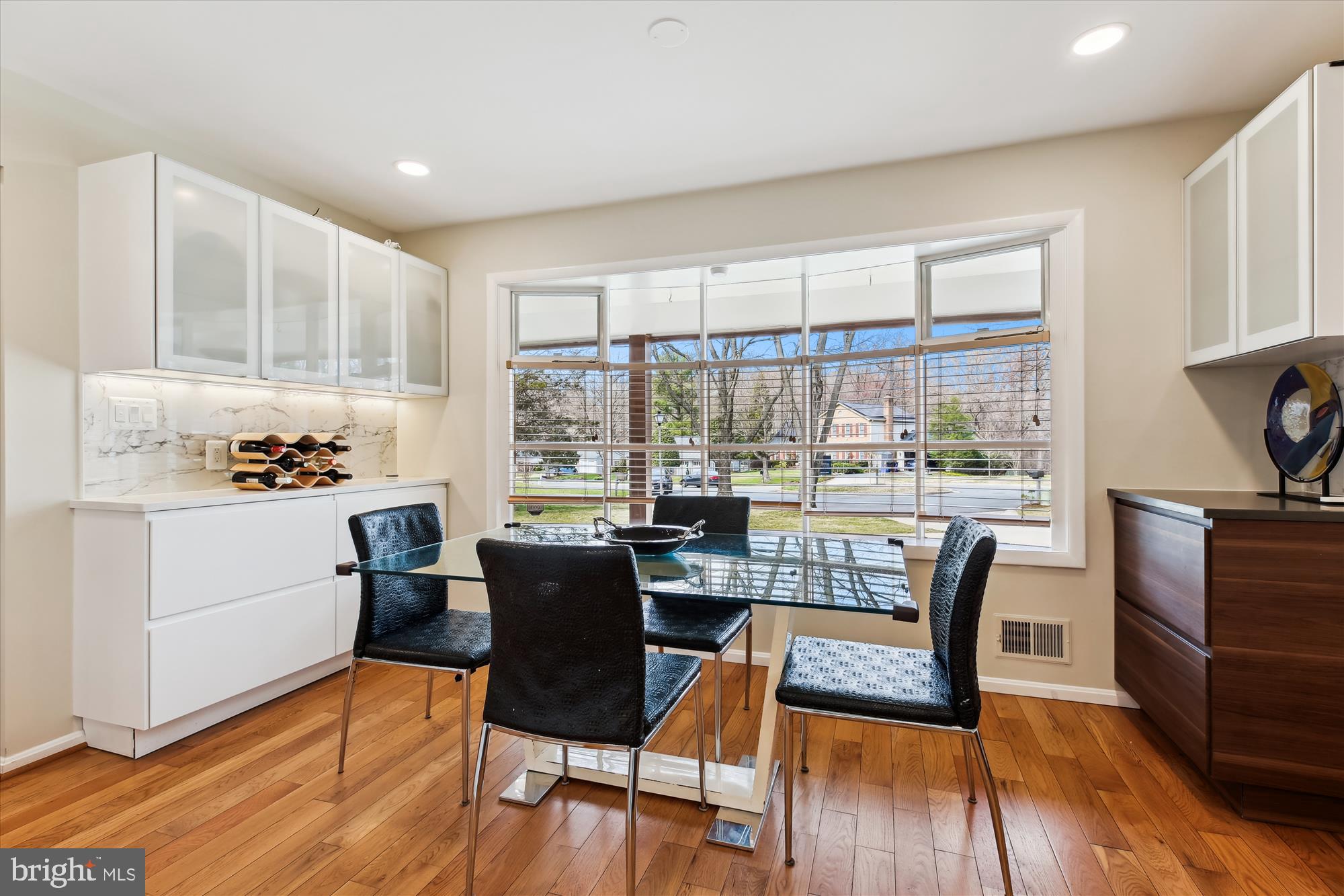 KEMP MILL ESTATES - Residential