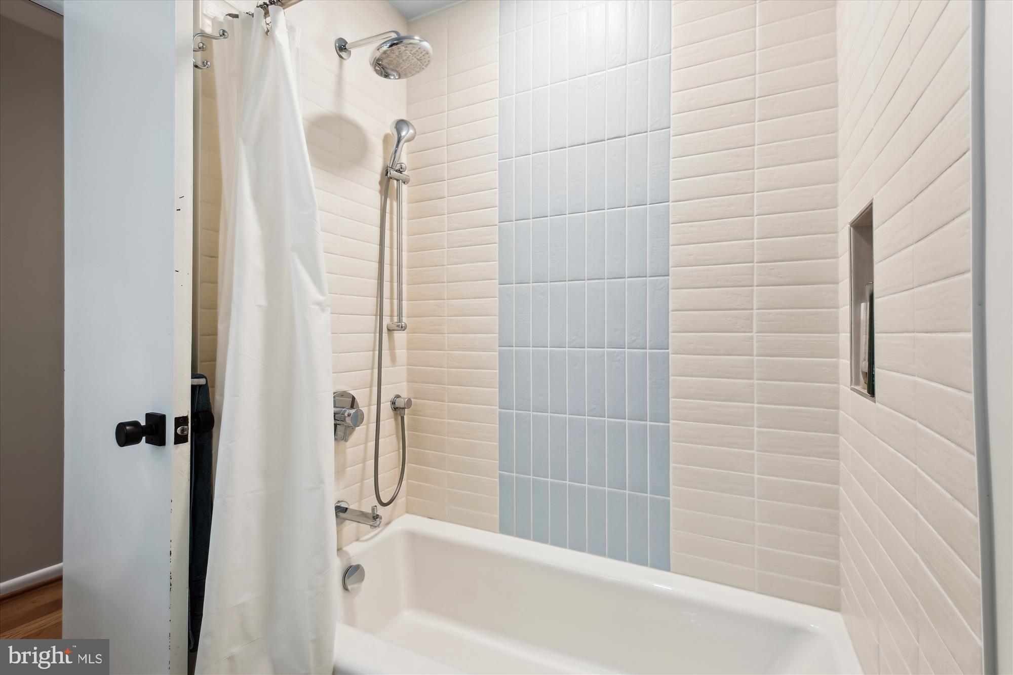 KEMP MILL ESTATES - Residential