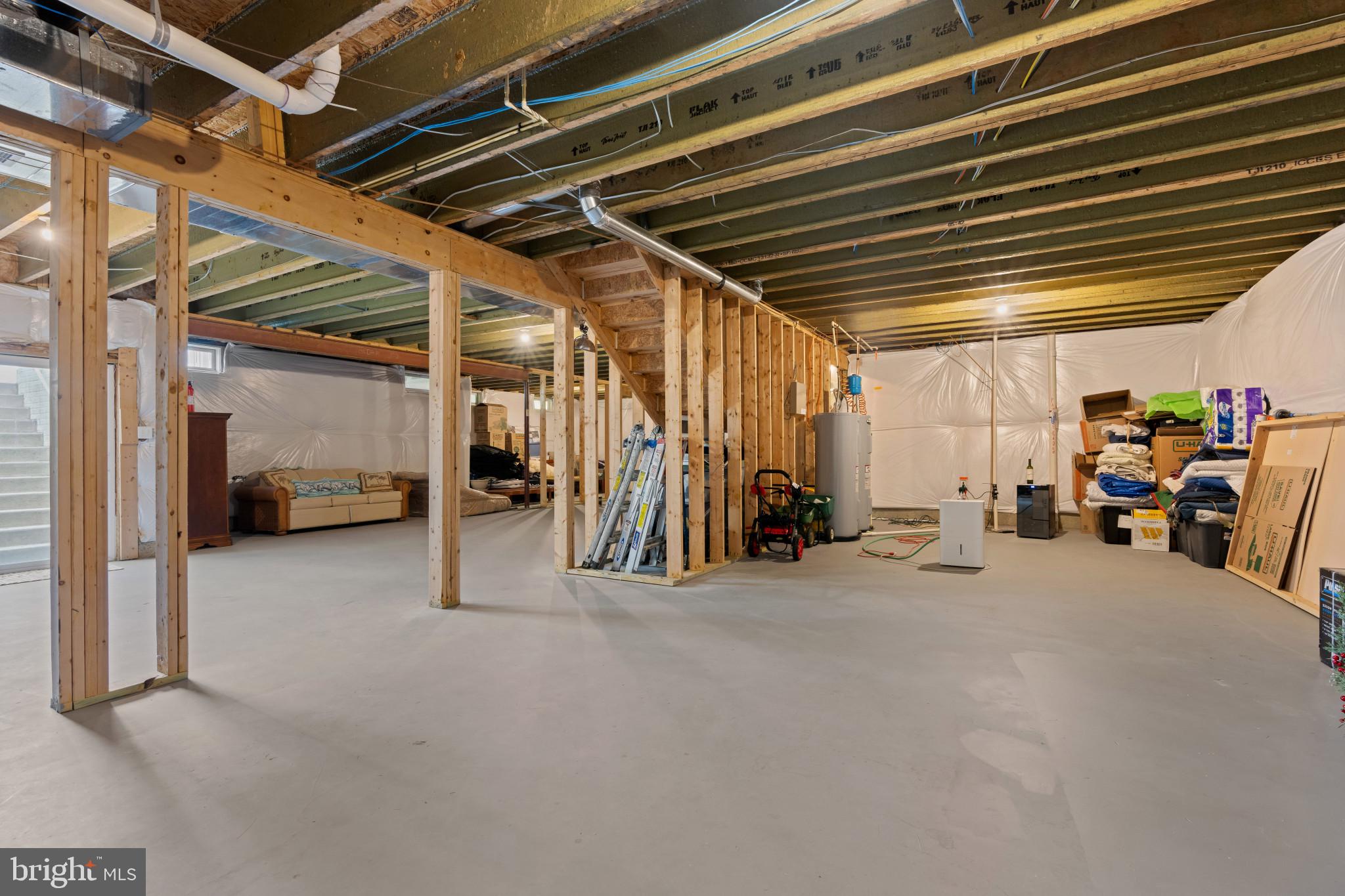 ESTATES AT CEDAR LN - Residential