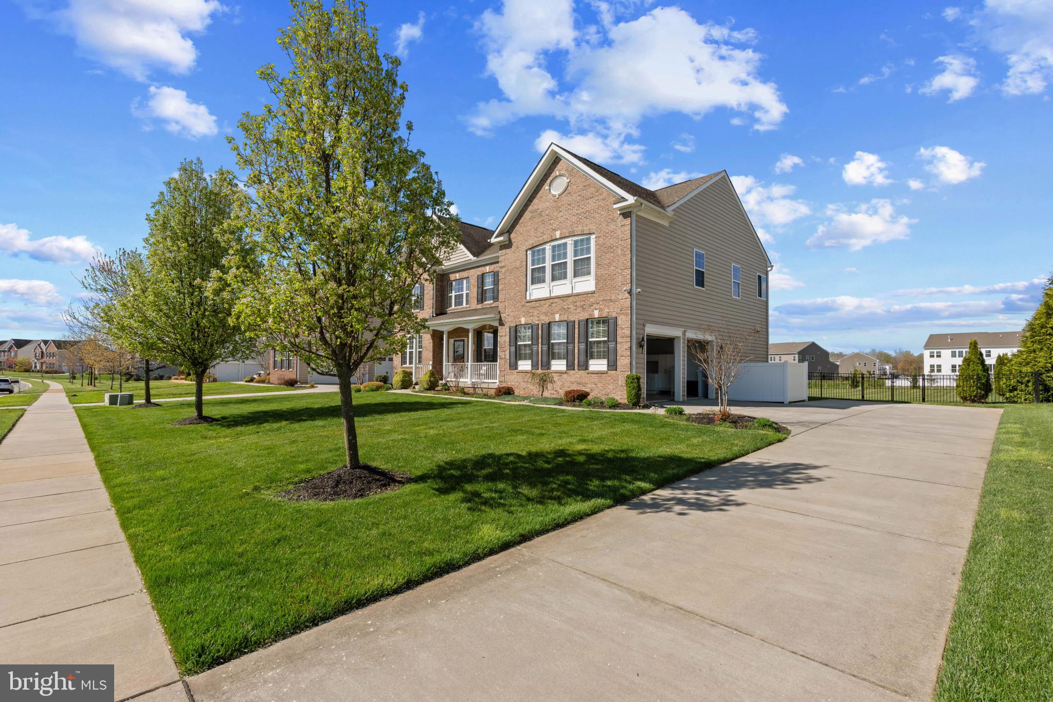 ESTATES AT CEDAR LN - Residential