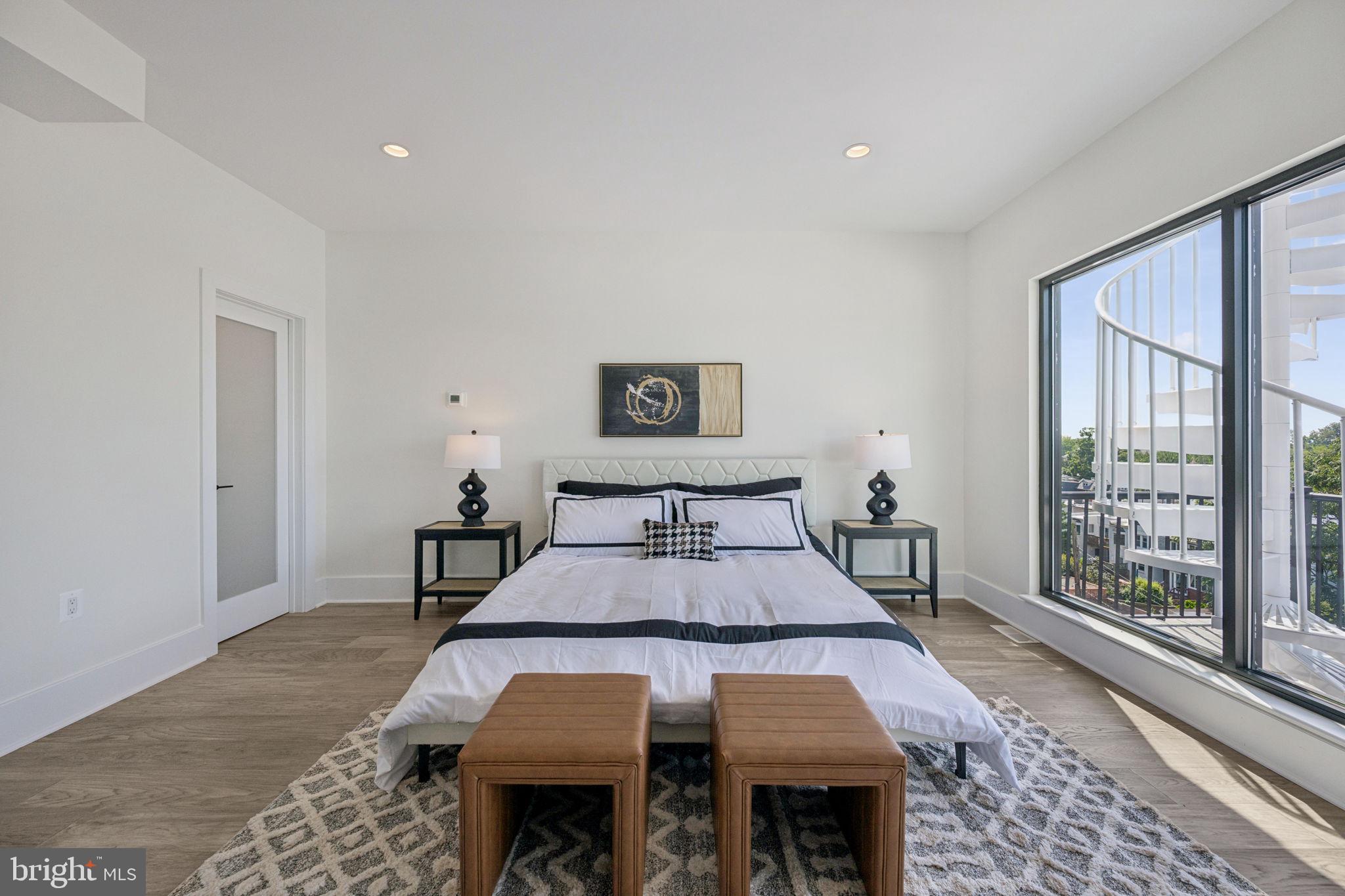 BURLEITH - Residential