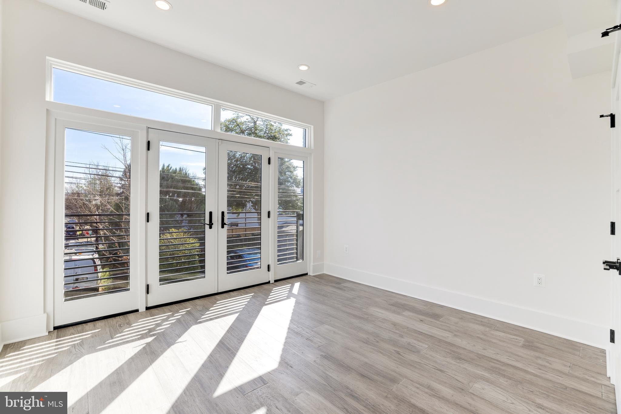 BURLEITH - Residential