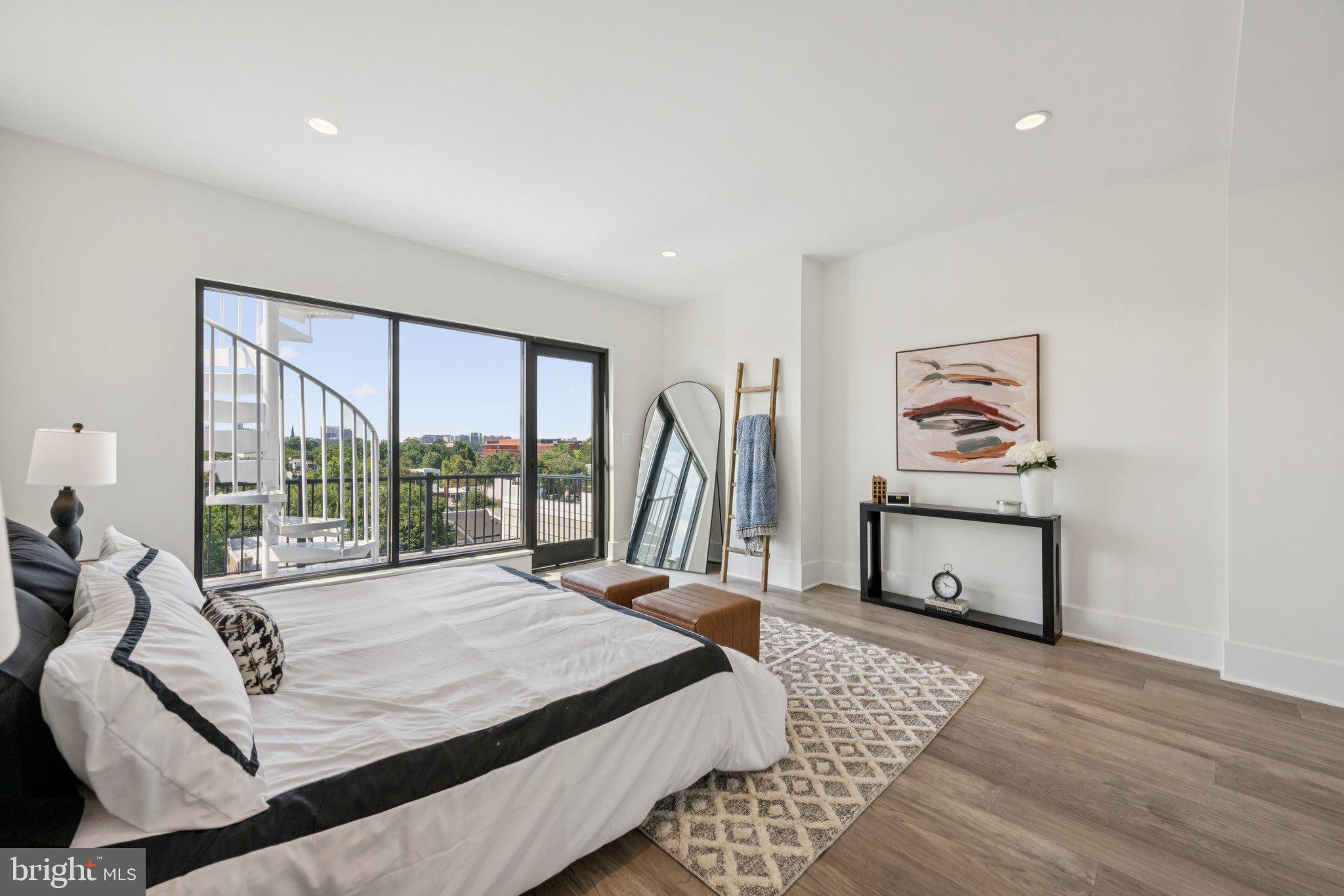 BURLEITH - Residential