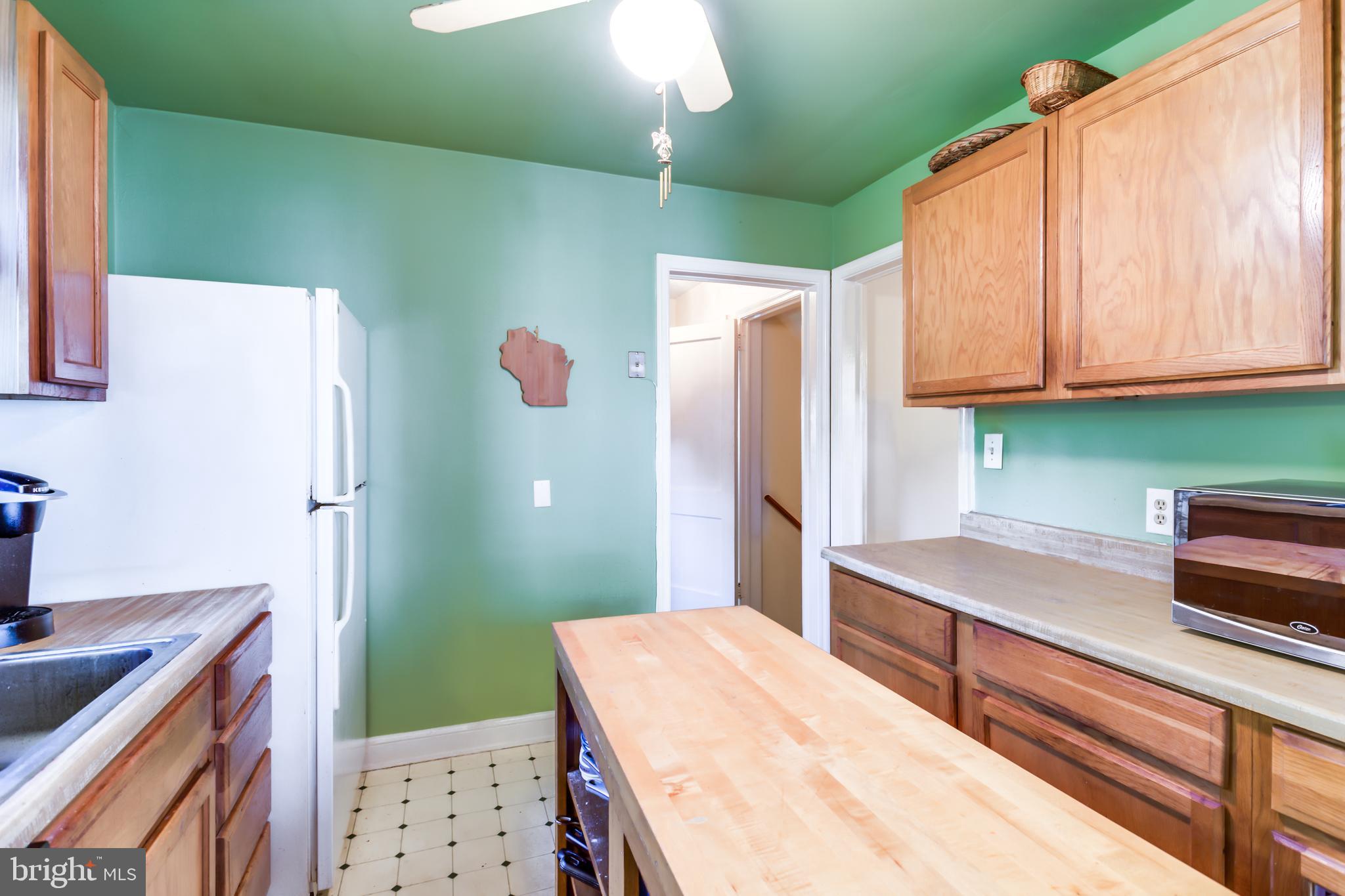 TEMPLE HILLS - Residential