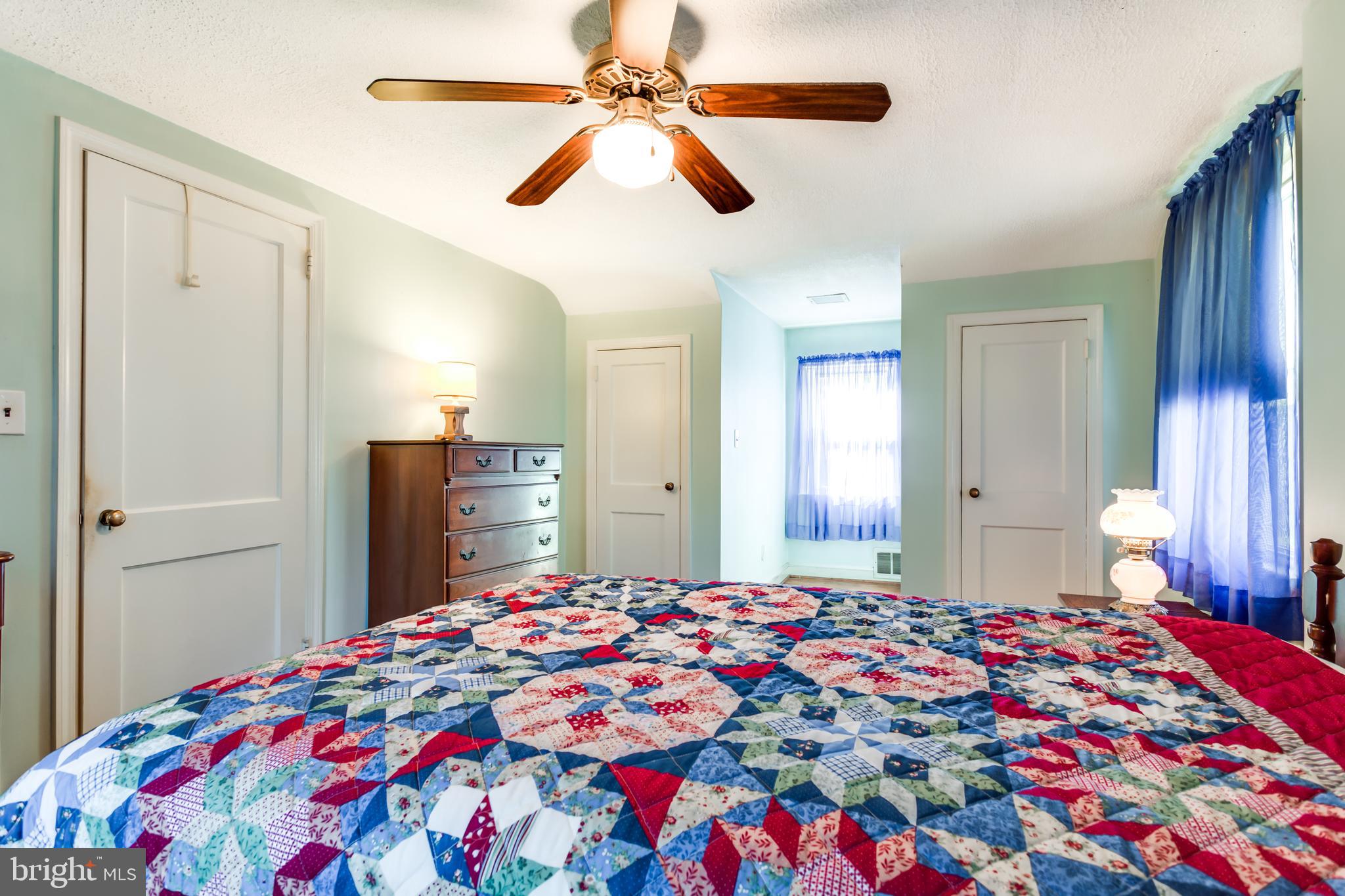 TEMPLE HILLS - Residential