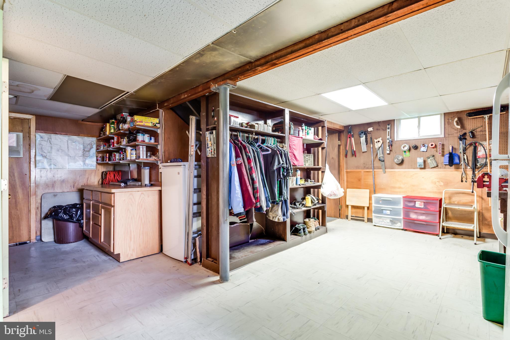 TEMPLE HILLS - Residential