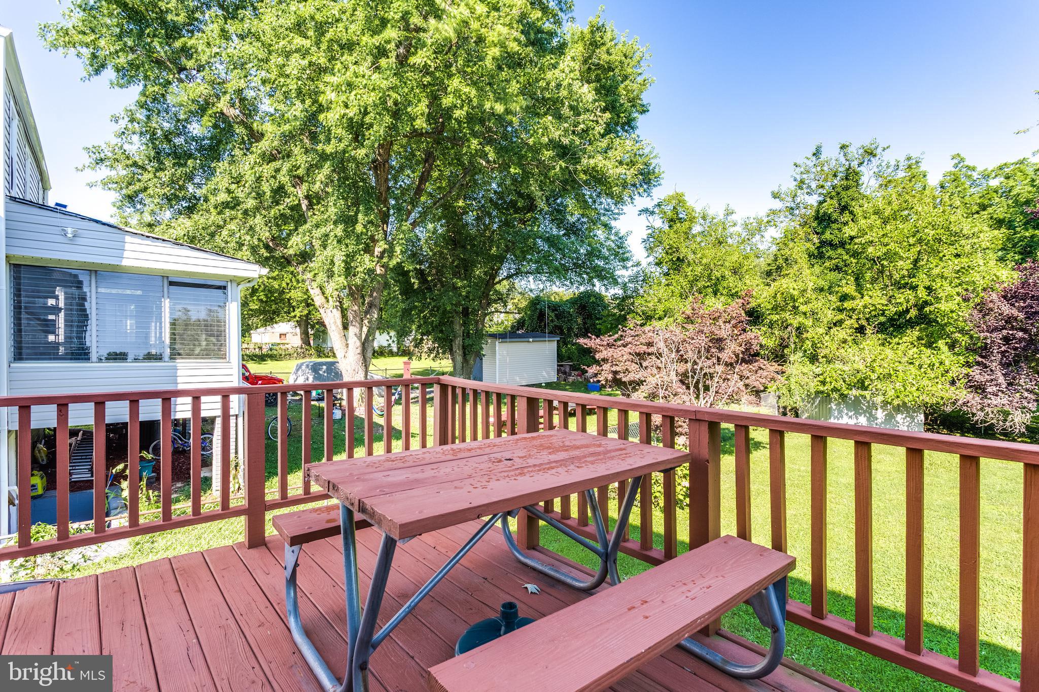 TEMPLE HILLS - Residential