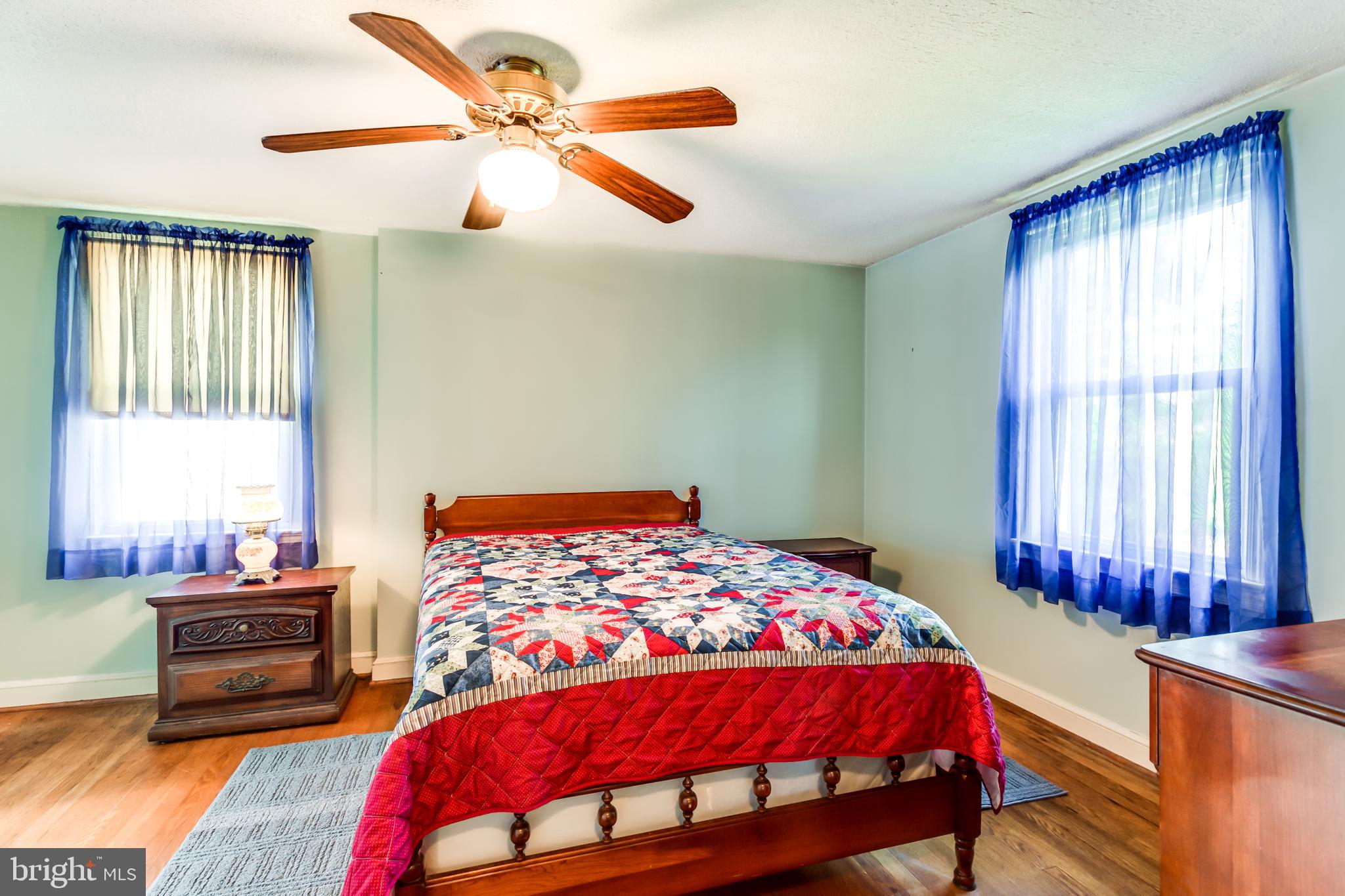 TEMPLE HILLS - Residential