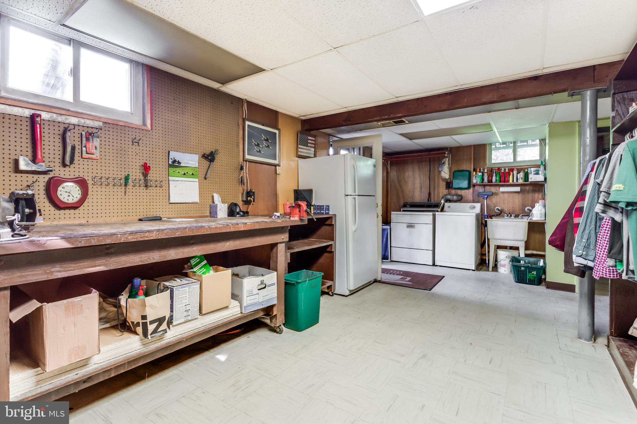 TEMPLE HILLS - Residential