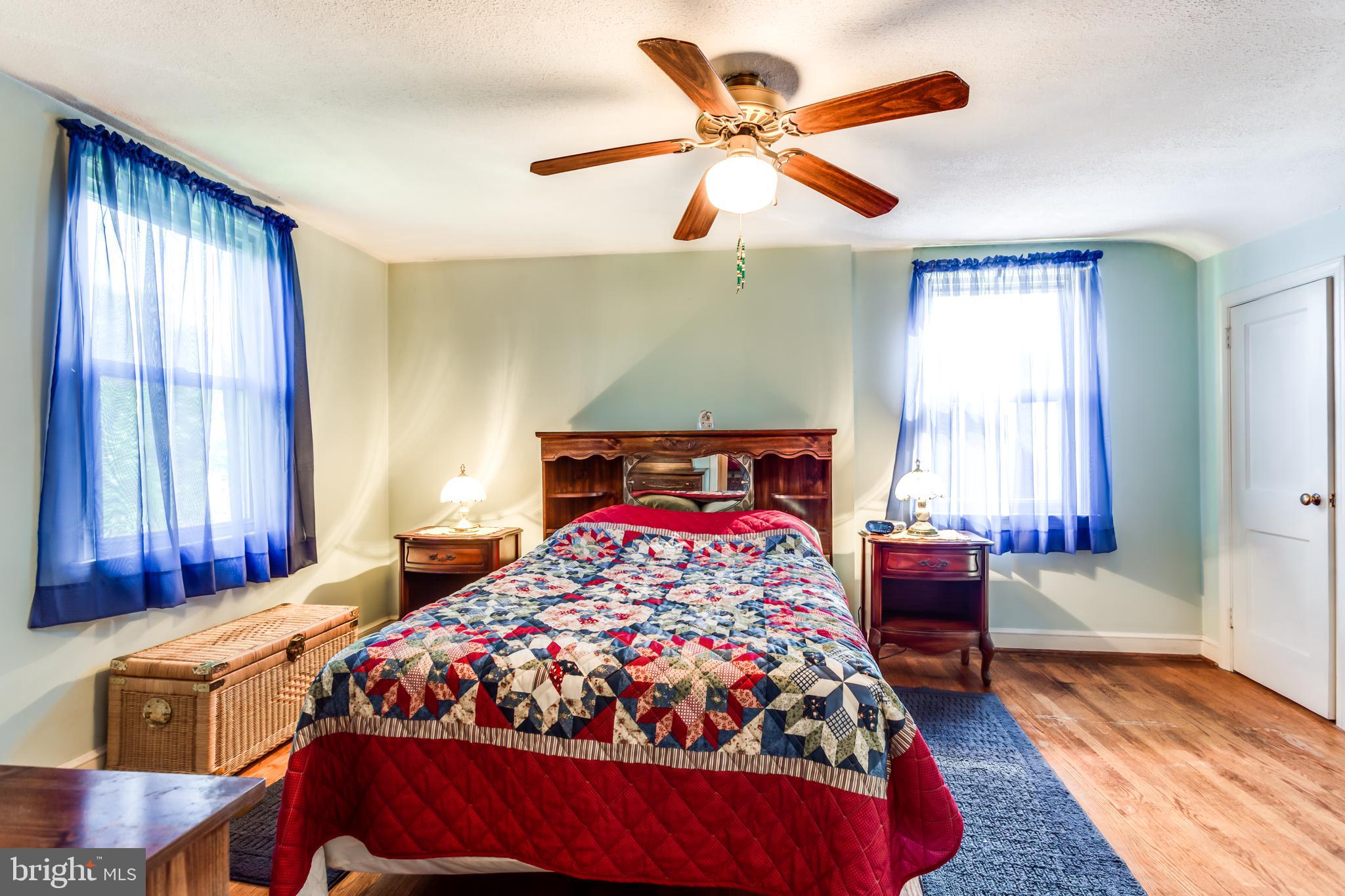 TEMPLE HILLS - Residential