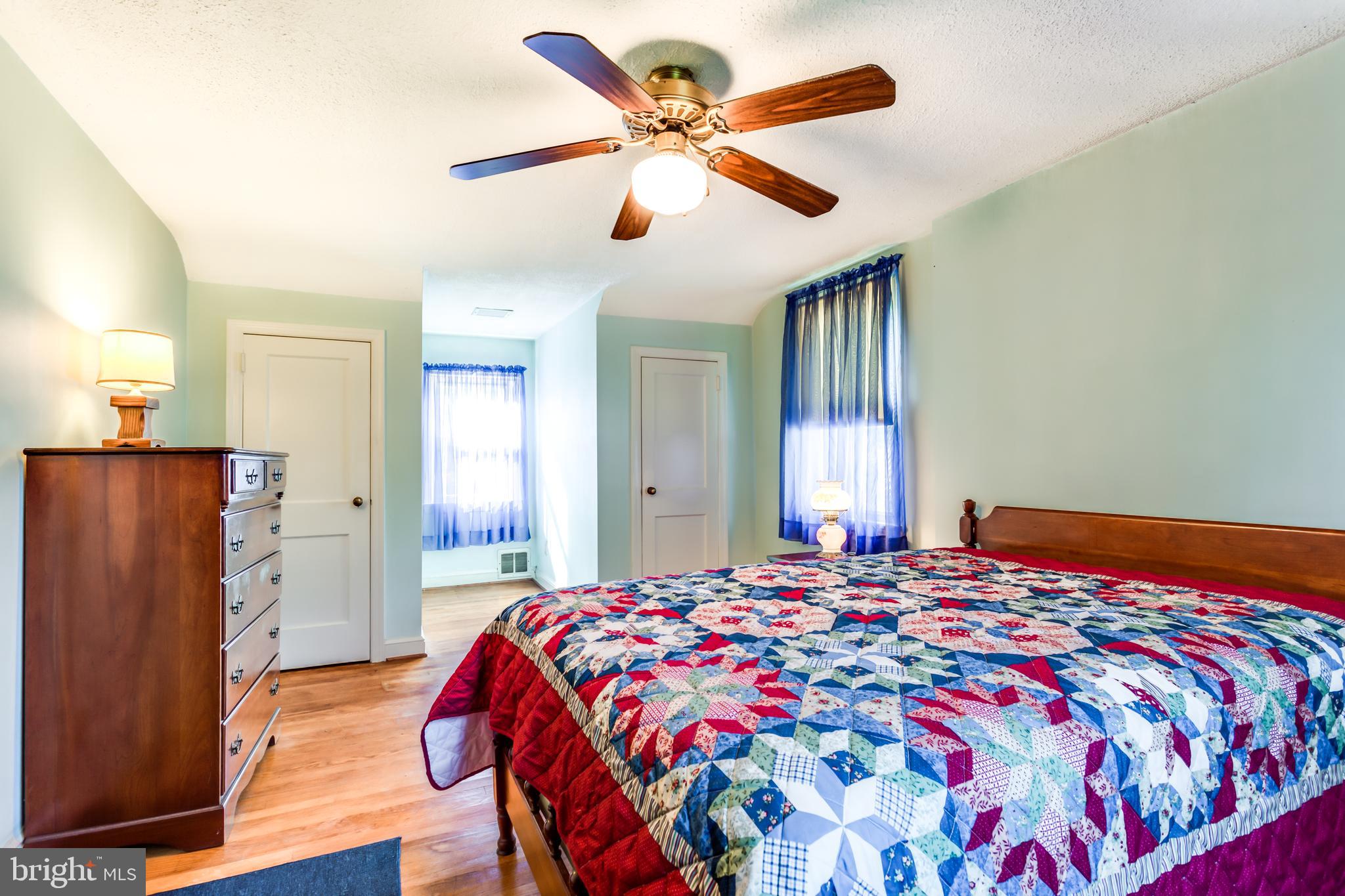 TEMPLE HILLS - Residential