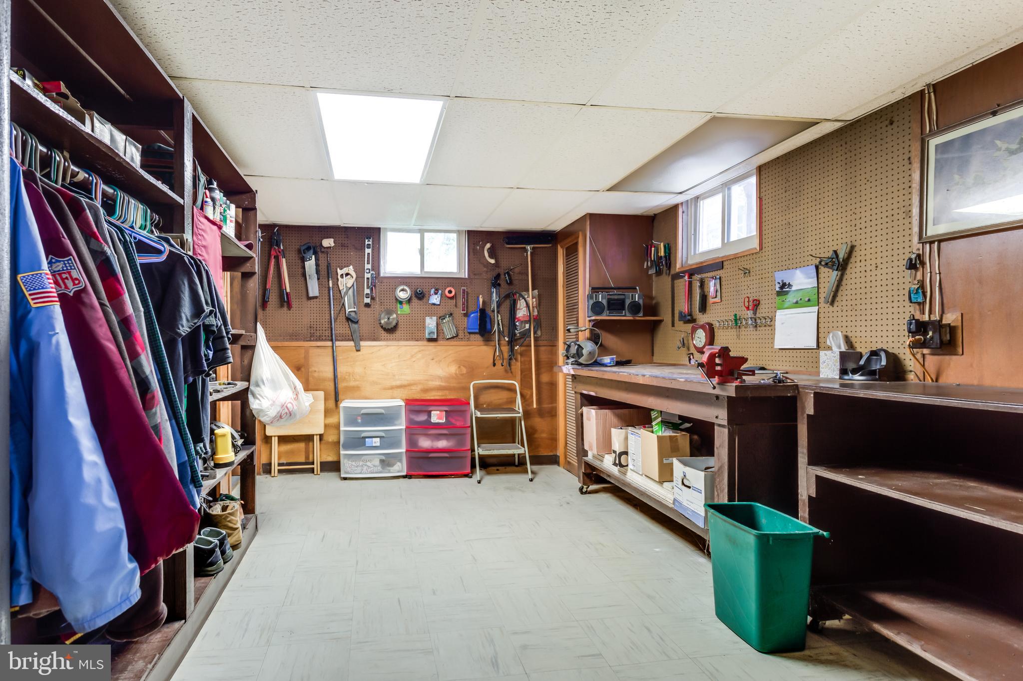 TEMPLE HILLS - Residential