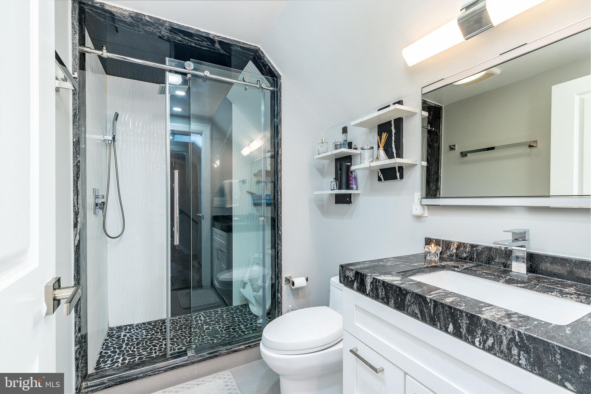 LEVITTOWN - Residential