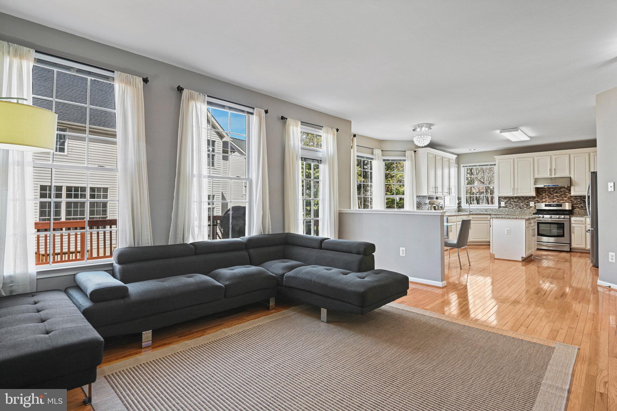 POTOMAC LAKES - Residential